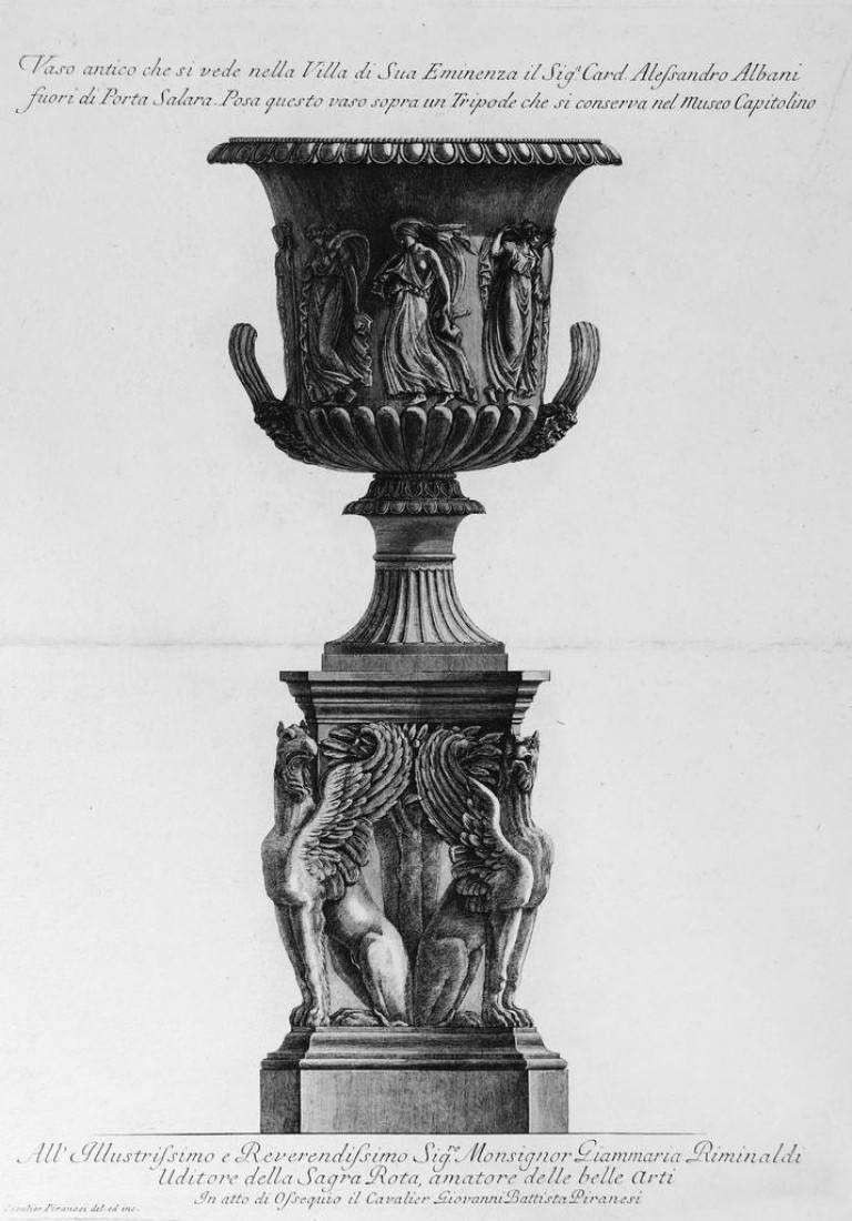 Giovanni Battista Piranesi Figurative Print - Vaso antico che si vede nella Villa di Sua Eminenza Card. Alessandro Albani