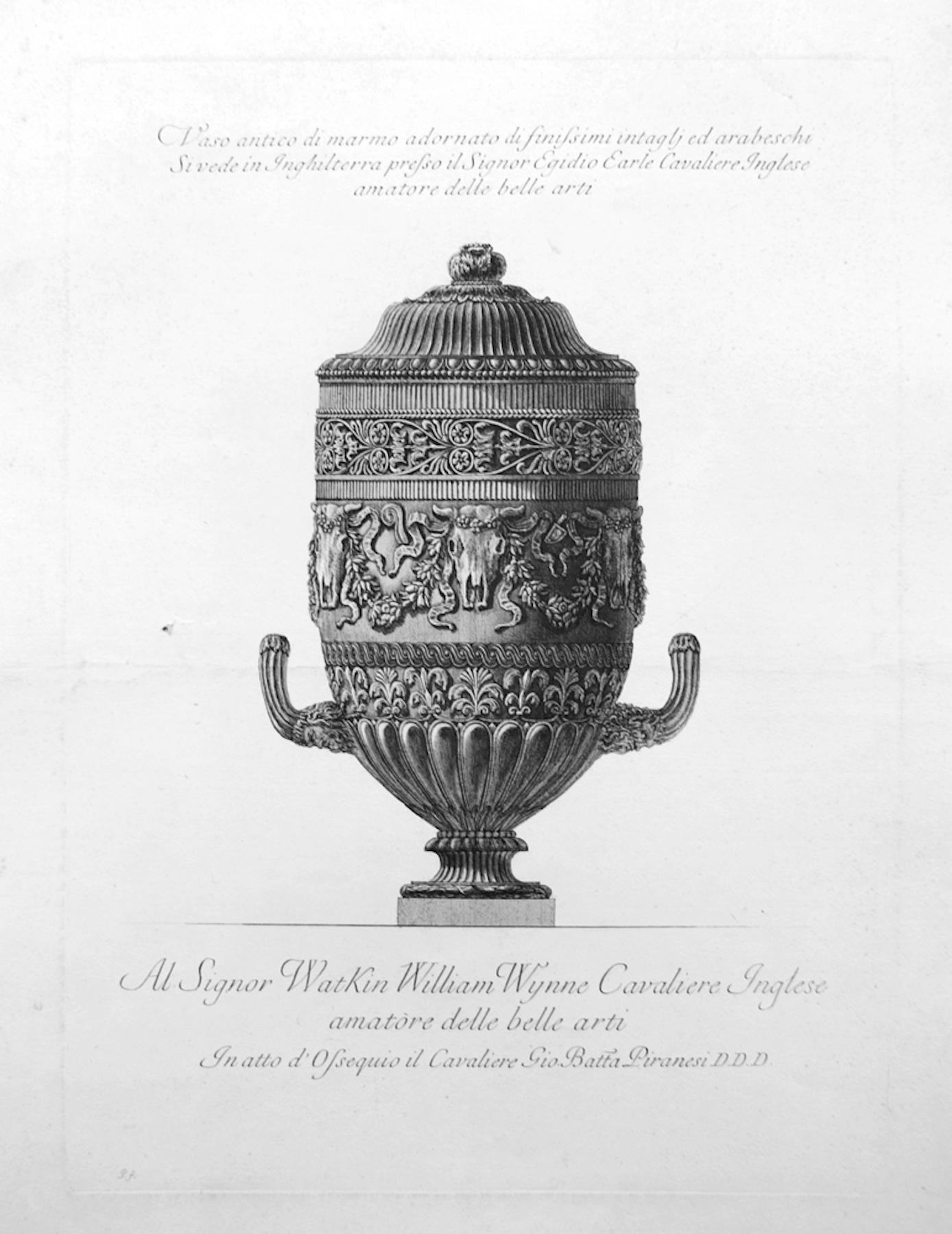 Giovanni Battista Piranesi Figurative Print -  Vaso antico di marmo adornato di finissimi intagli ed arabeschi - Etching 1778