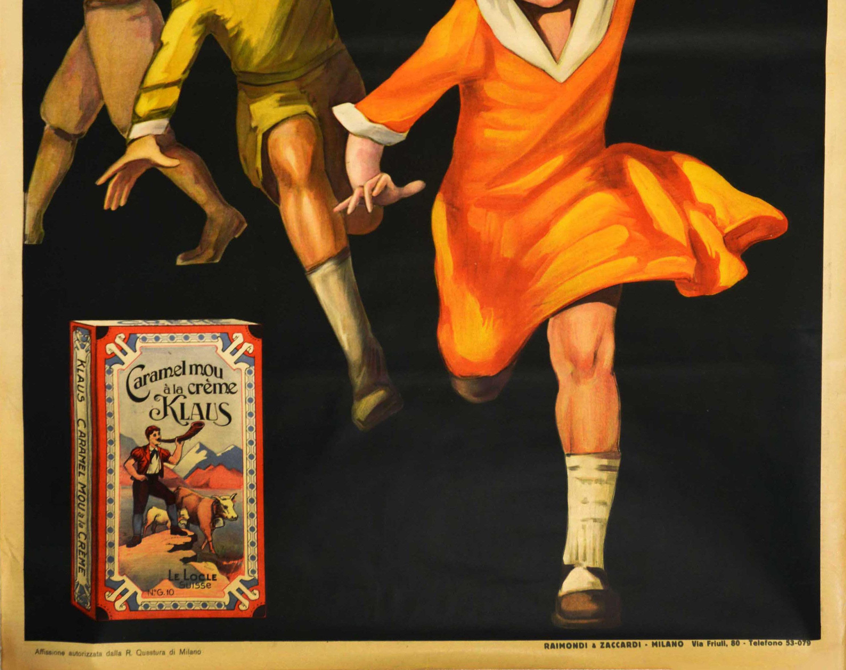 Originelles Werbeplakat für eine Schweizer Schokoladenfirma - Caramel Mou a la Creme Klaus - mit einem großartigen Design von Giovanni Bonfatti (geb. 1904), das fröhliche Kinder zeigt, die auf einem Hintergrund rennen, wobei das Mädchen auf der