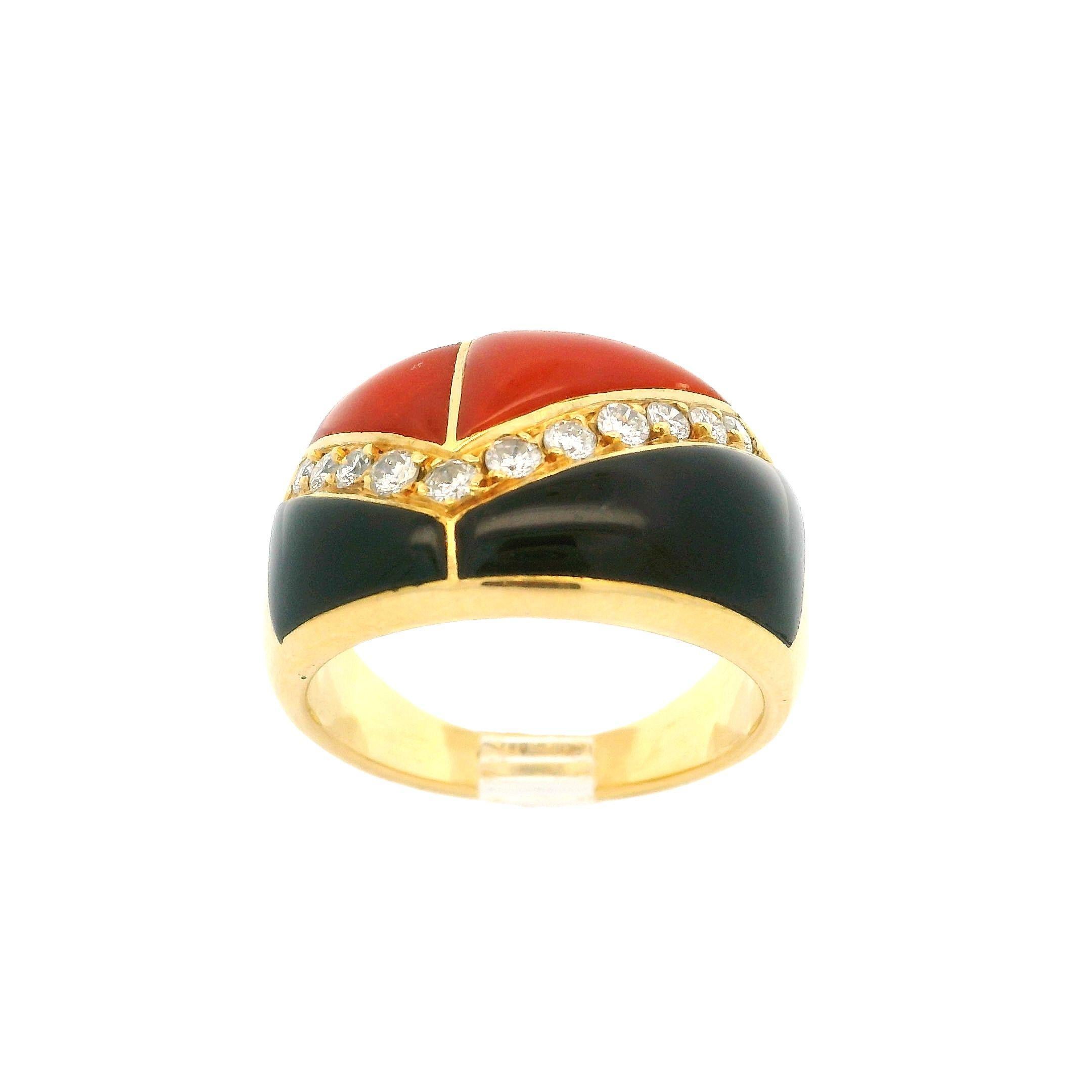 Round Cut Giovanni Chilleri 18k Yellow Gold Inlaid Coral & Black Onyx w/ Diamond Band Ring For Sale