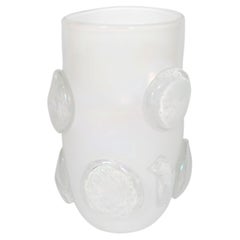 Giovanni Dalla Fina Vaso in vetro di Murano bianco iridescente, anni '90