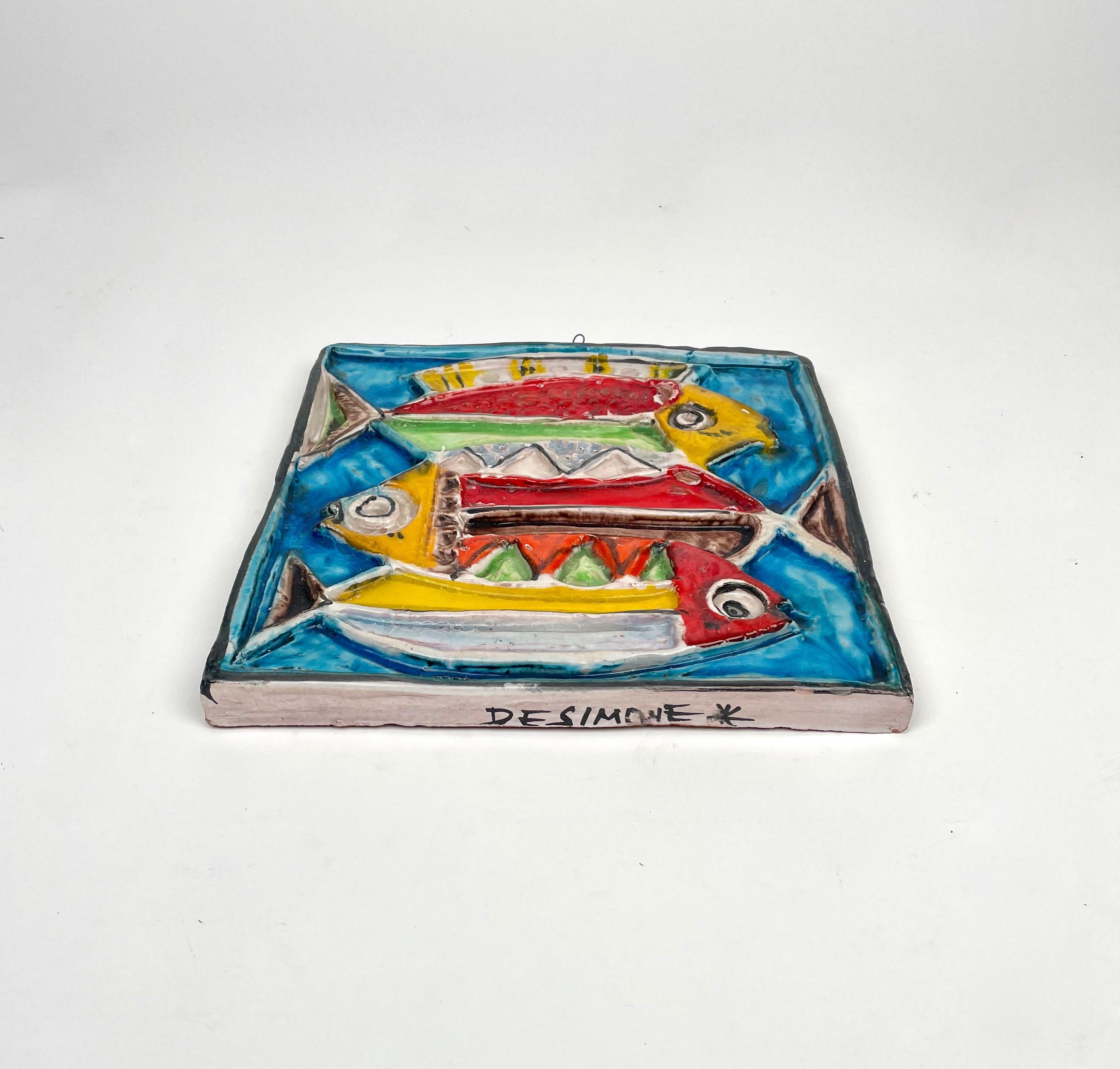 Mid-Century Modern Giovanni de Simone Colored Ceramic Fish Squared Tile Plate, Italy 1960s For Sale