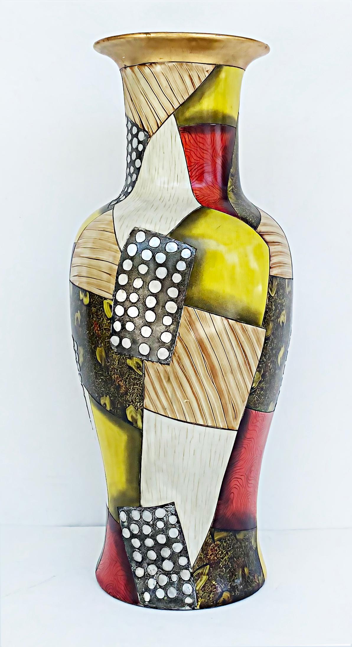 Giovanni Desimone grand vase en poterie italienne, motifs dorés abstraits Bon état - En vente à Miami, FL