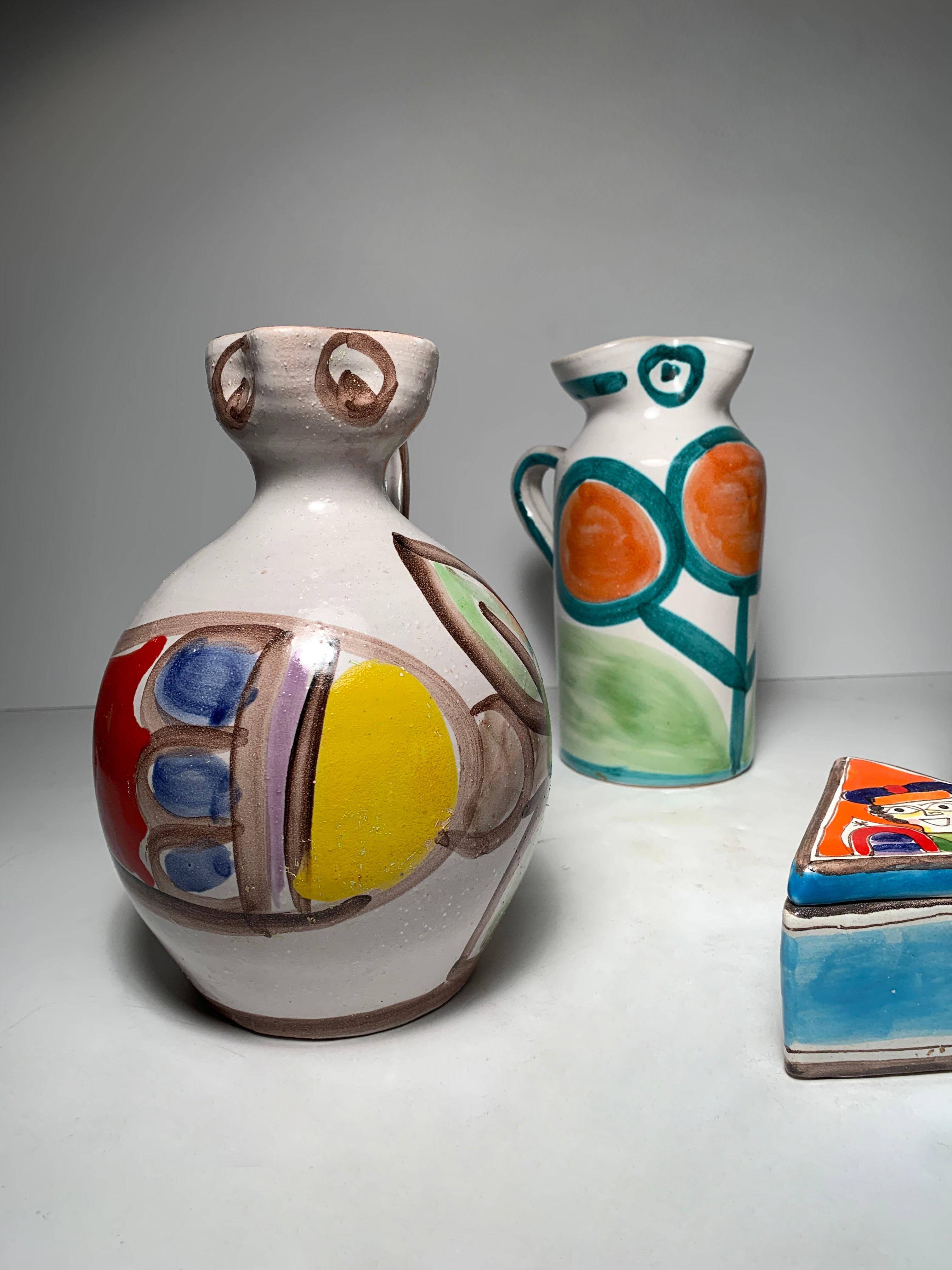 Giovanni DeSimone Pottery Pitchers Collection Grouping In Good Condition In Chicago, IL