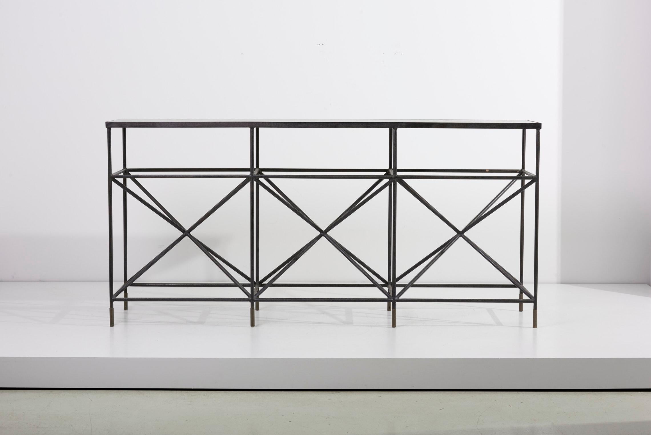 Giovanni Ferrabini open sideboard or shelf with black galvanised steel base and marble top, Italy, 1950s.
