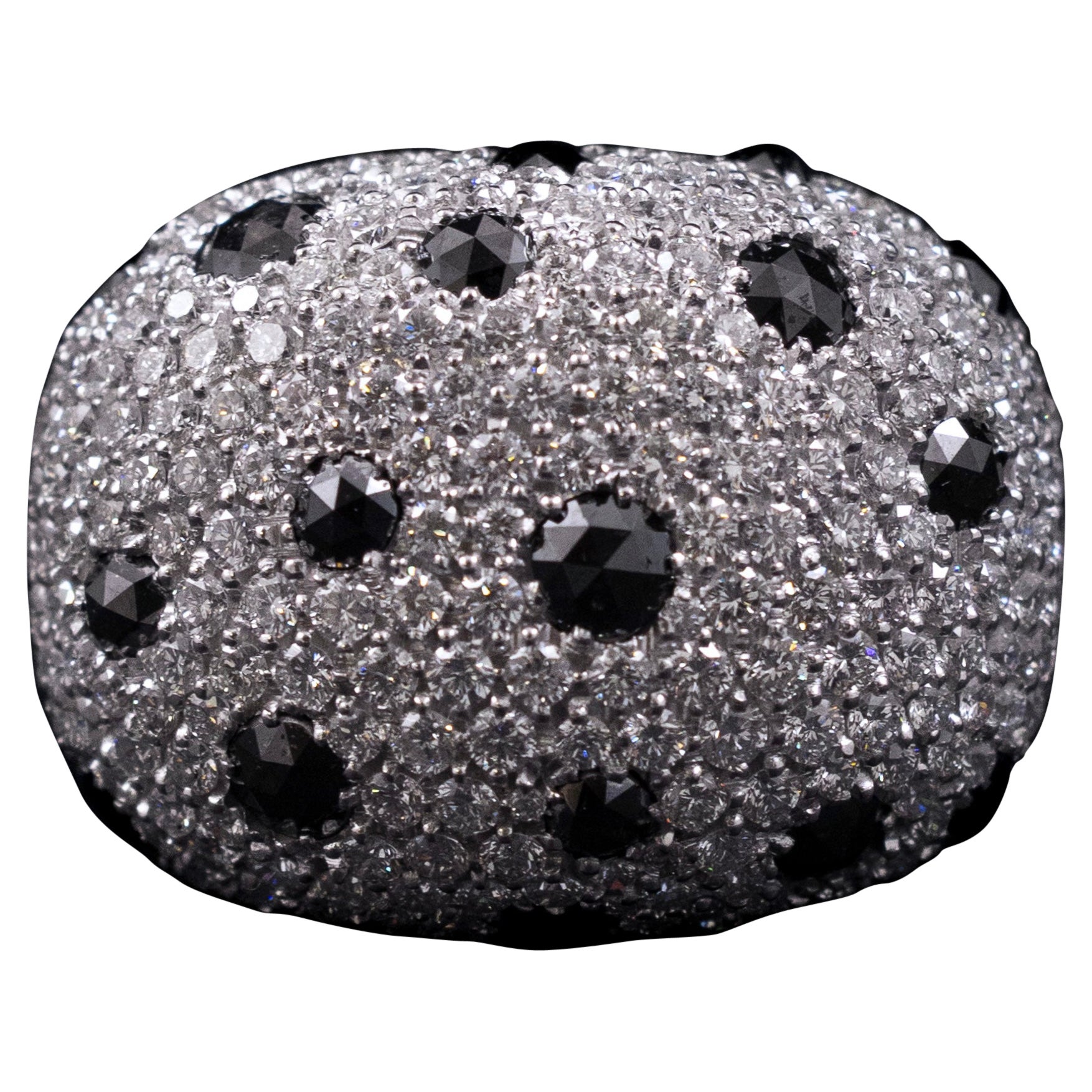 Giovanni Ferraris Colorless Black Diamonds Italian 18K White Gold Bombé Ring