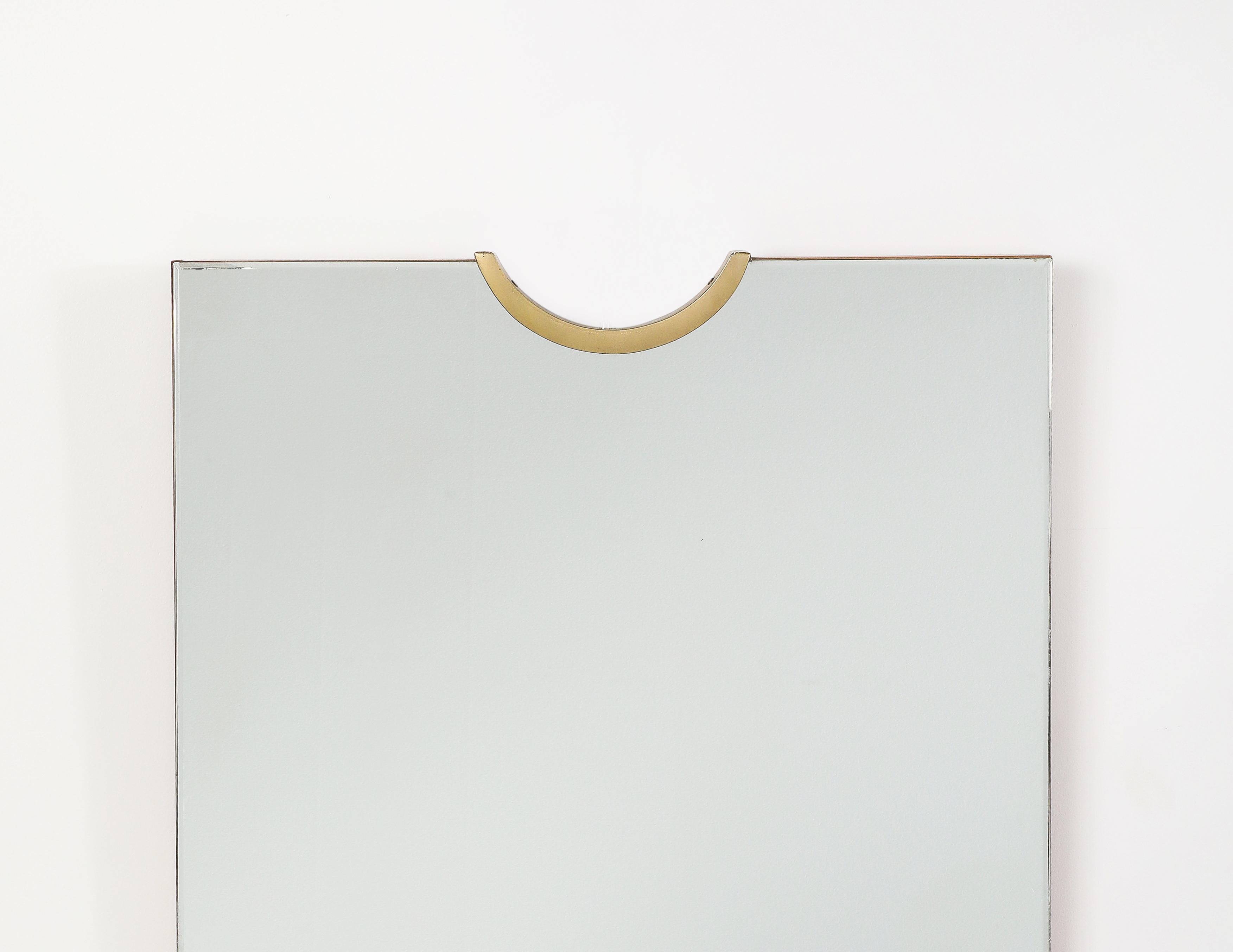 Giovanni Gariboldi Paar Wandspiegel aus Glas und Vergoldung, Italien, um 1950 (Messing) im Angebot