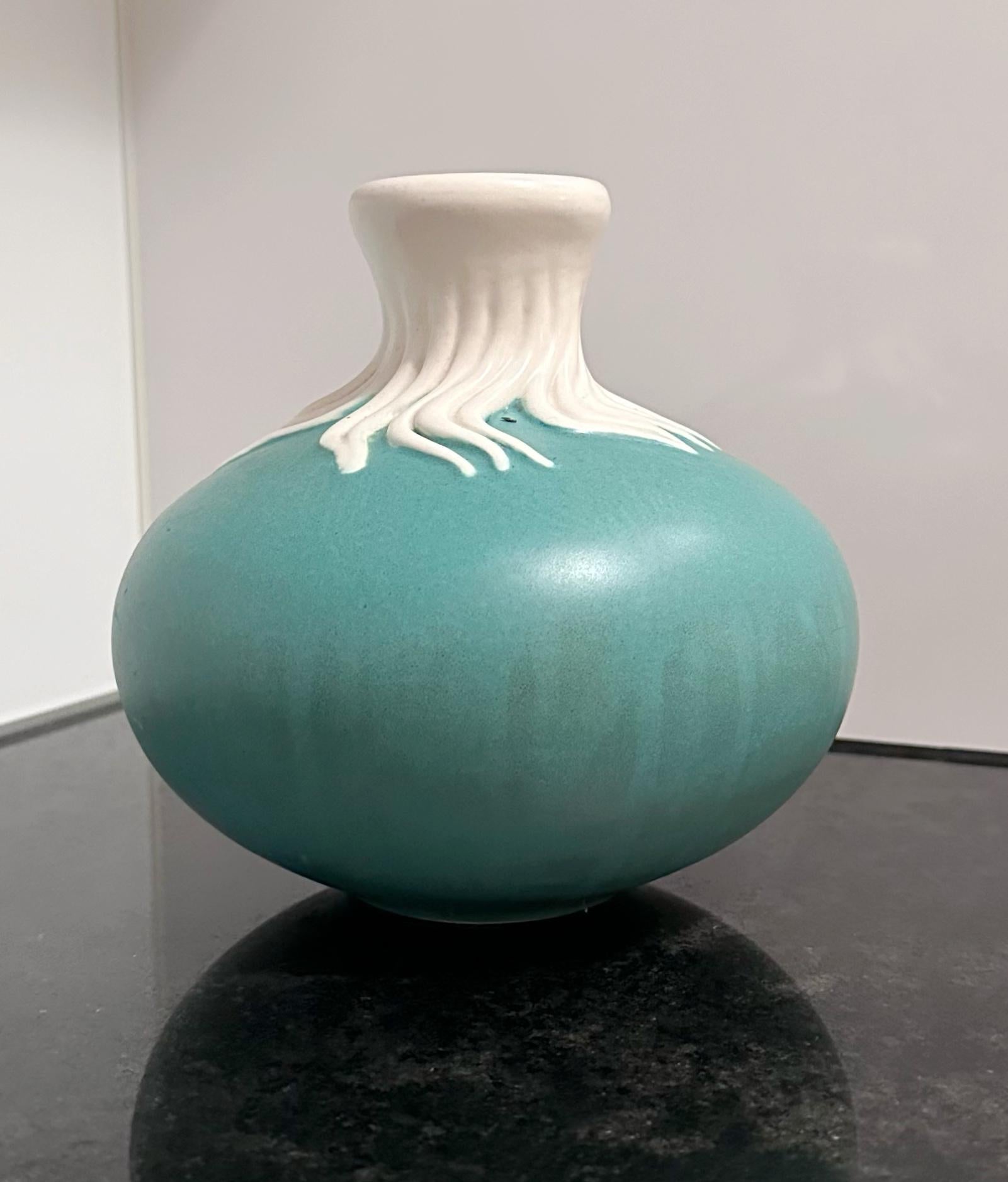 Giovanni Gariboldi
Blaue und weiße Vase Modell 