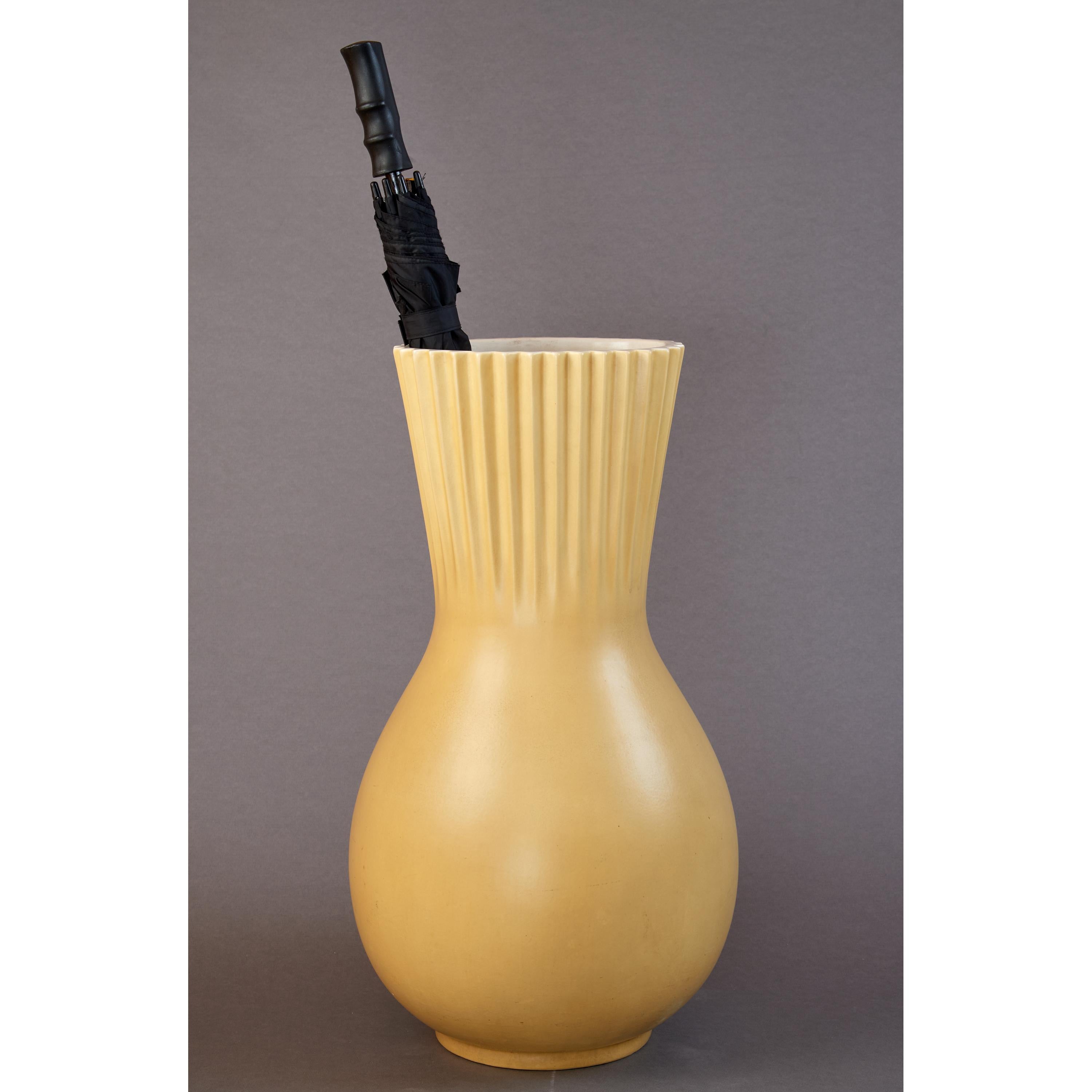 Sehr hohe Vase oder Schirmständer von Giovanni Gariboldi für Richard Ginori (Italienisch) im Angebot