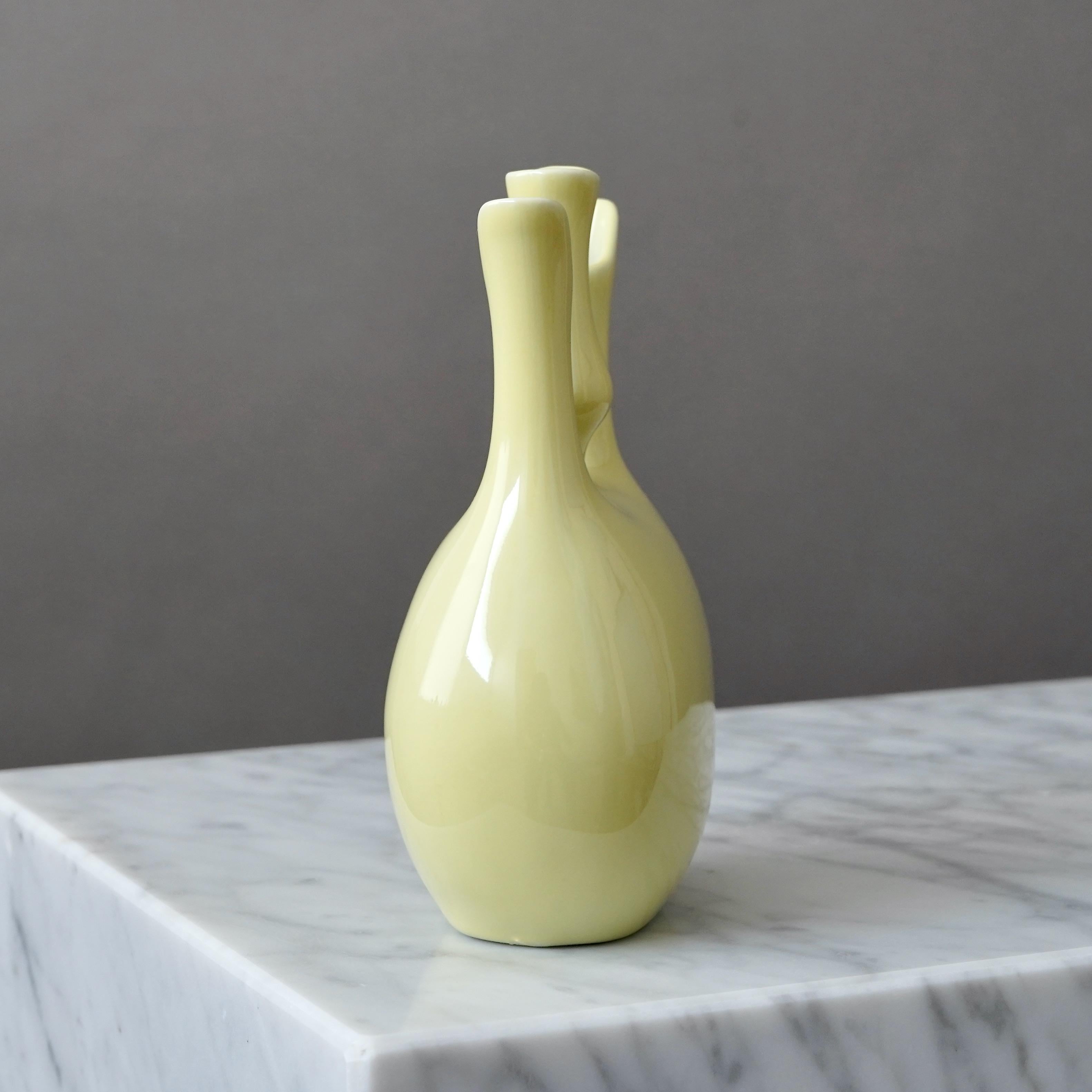Giovanni Gariboldi Yellow Ceramic Vase for Richard Ginori, Italy, 1950s For Sale 1