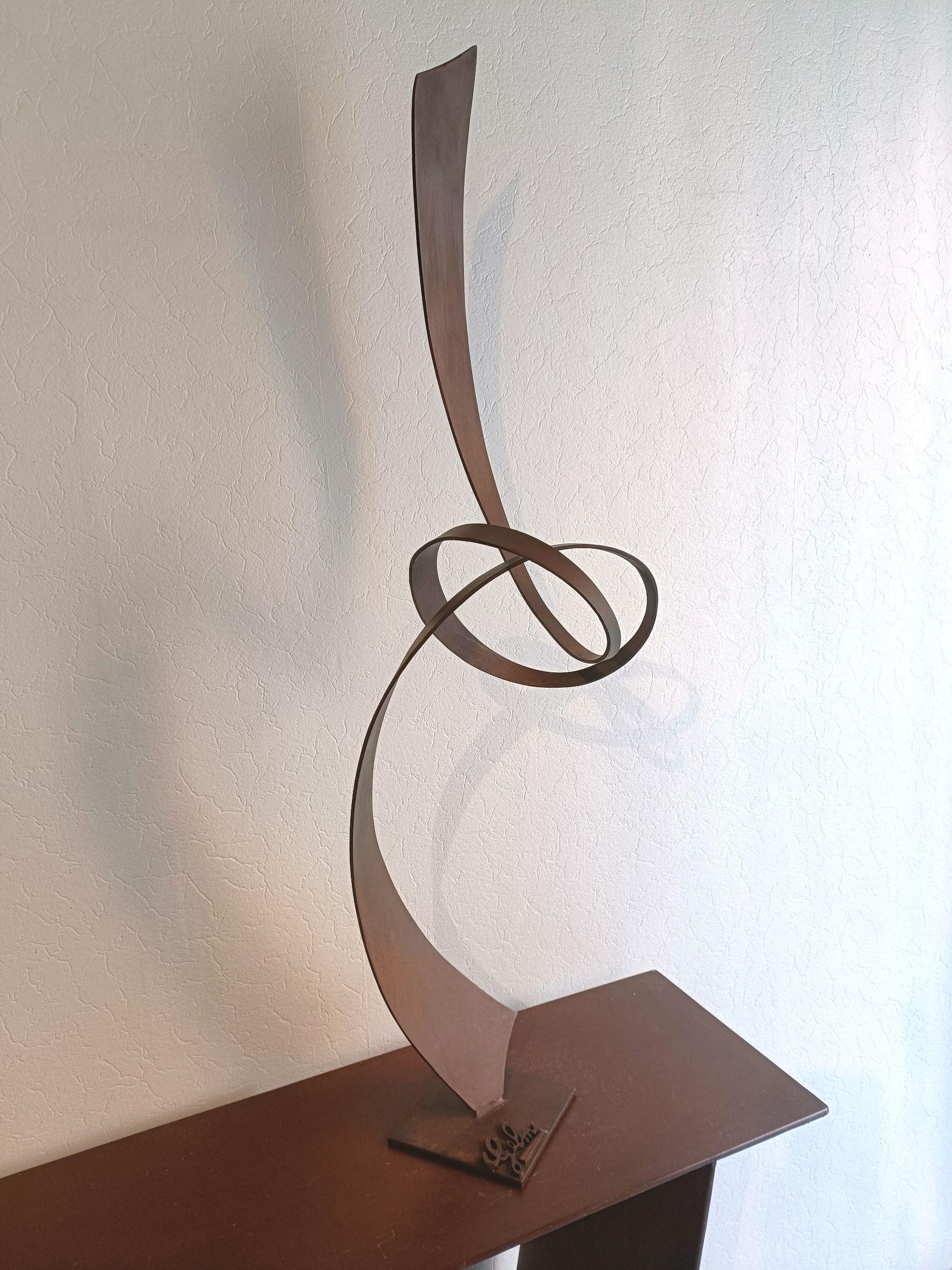 140-Gratte Ciel - Giovanni Gelmi - zeitgenössische Skulptur aus patiniertem Cortenstahl im Angebot 1
