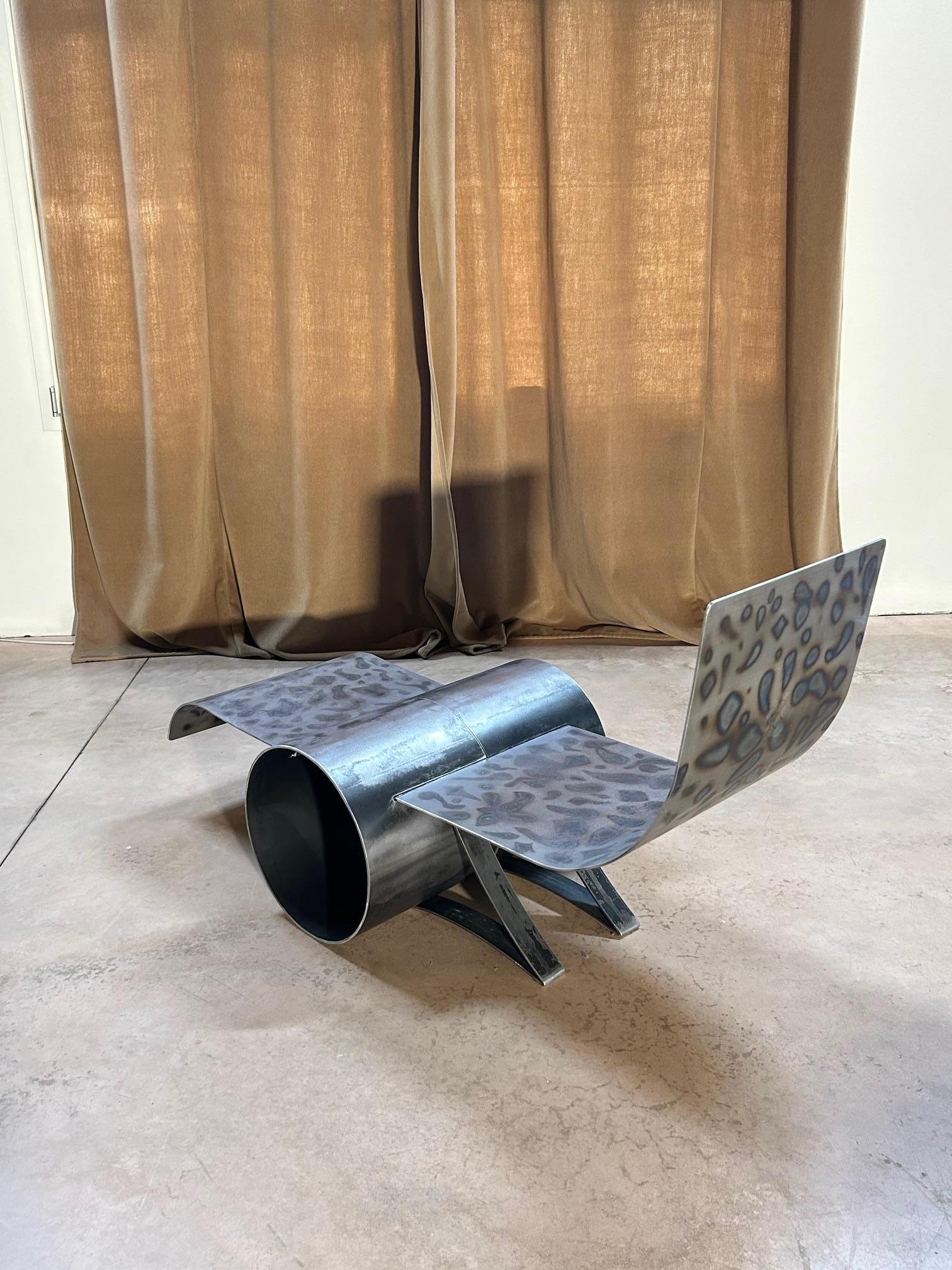 Contemporary Giovanni Grismondi brutalist iron plate chaise longue One Off 2023 For Sale