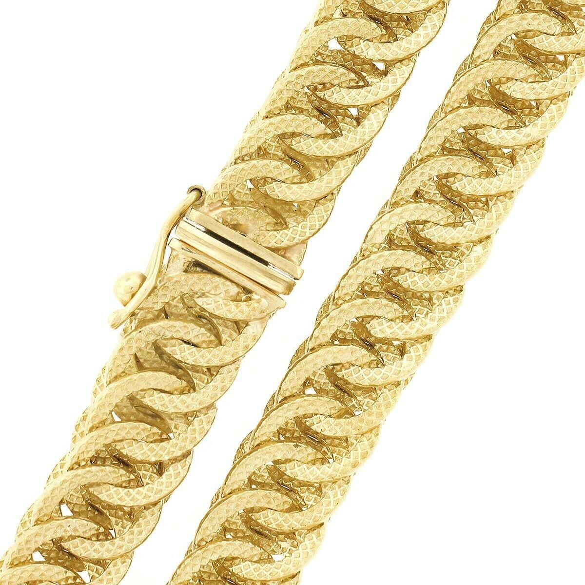 Women's or Men's Giovanni Marchisio 18K Gold Long Textured 3D Link Chain Statement Necklace