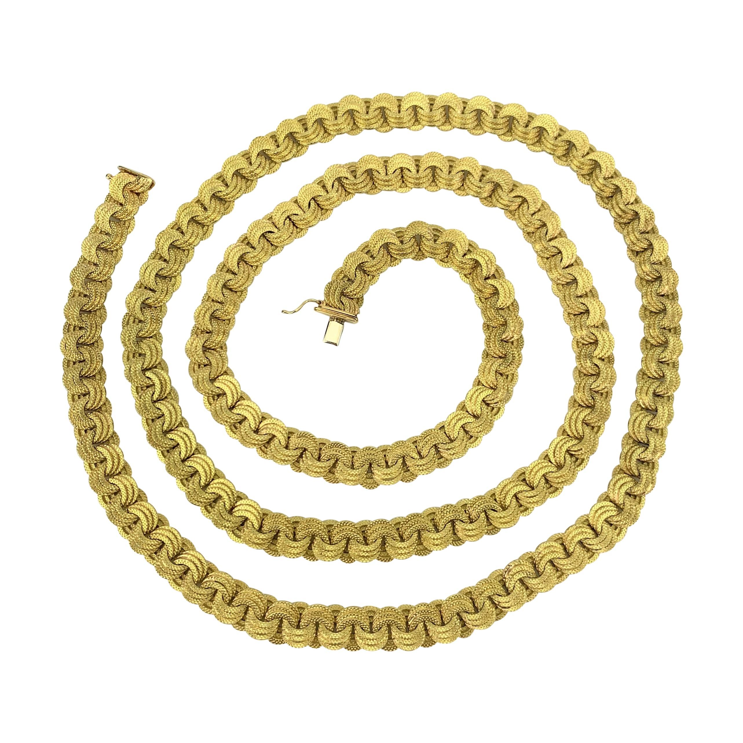 Giovanni Marchisio Vintage 18 Karat Yellow Gold Fancy Link Necklace In Good Condition In Guilford, CT