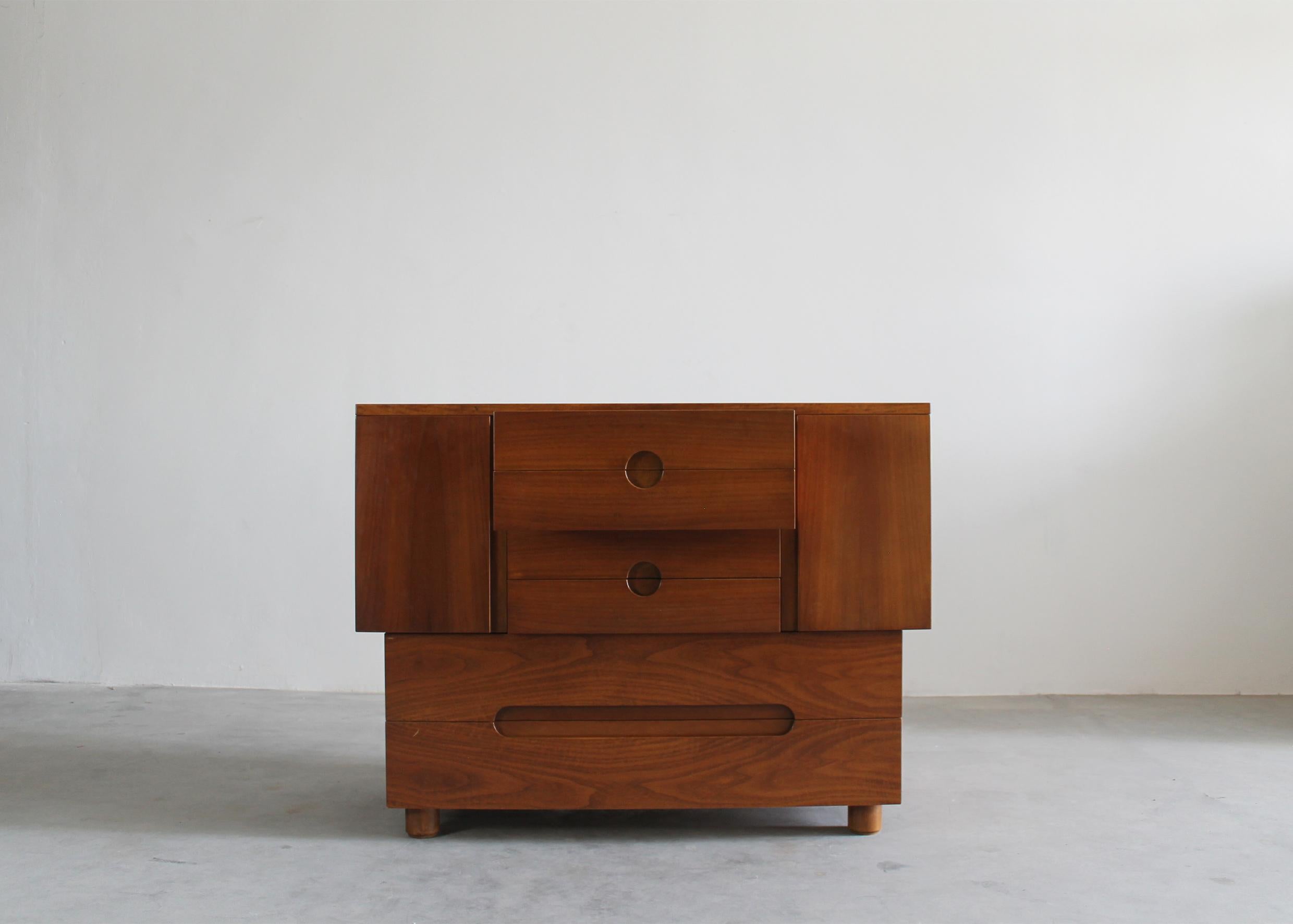 Mid-Century Modern Giovanni Michelucci Cabinet Serena en Wood Wood par Poltronova 1950s Italie