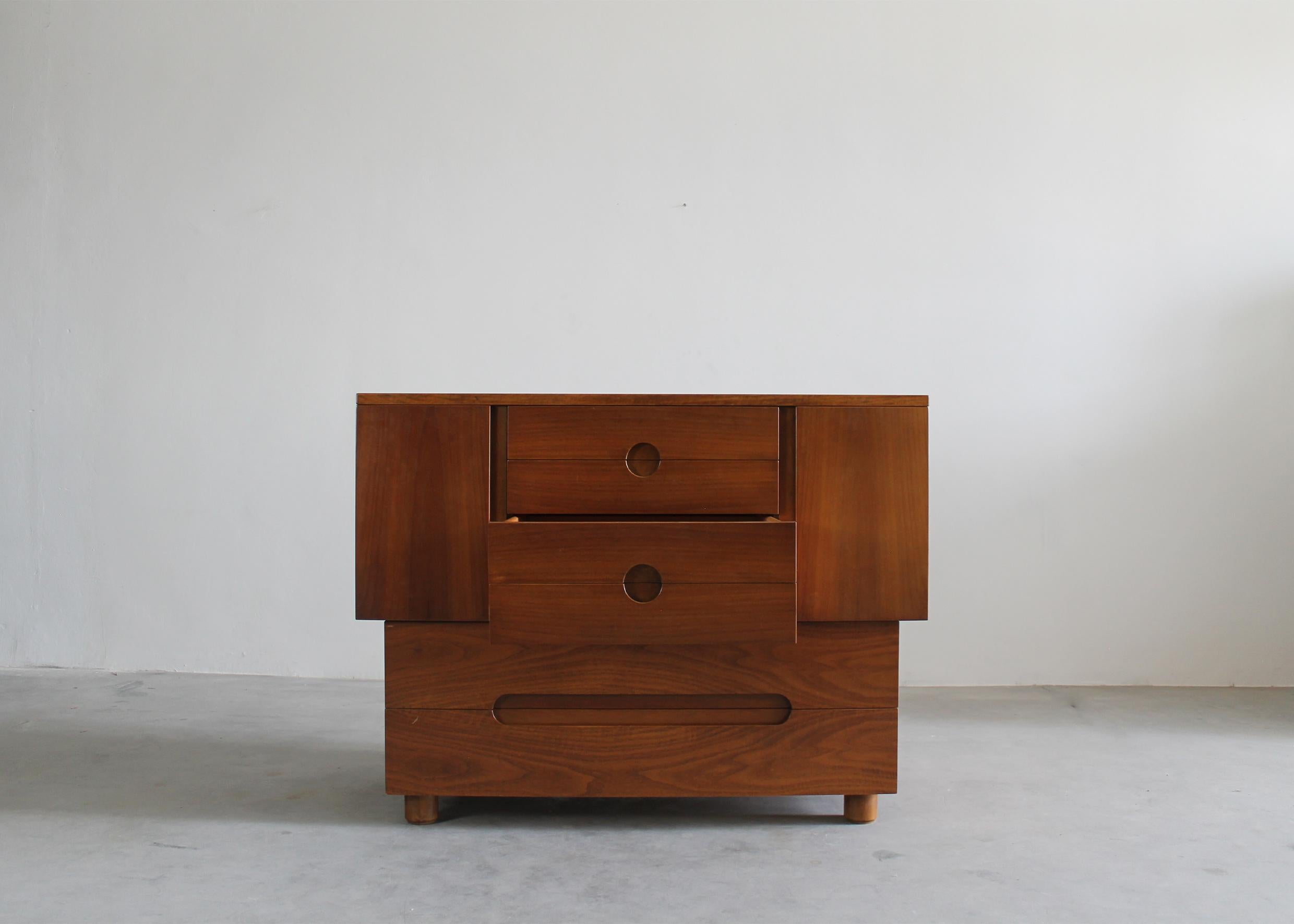 Mid-Century Modern Giovanni Michelucci Cabinet Serena in Walnut Wood by Poltronova 1950s Italy