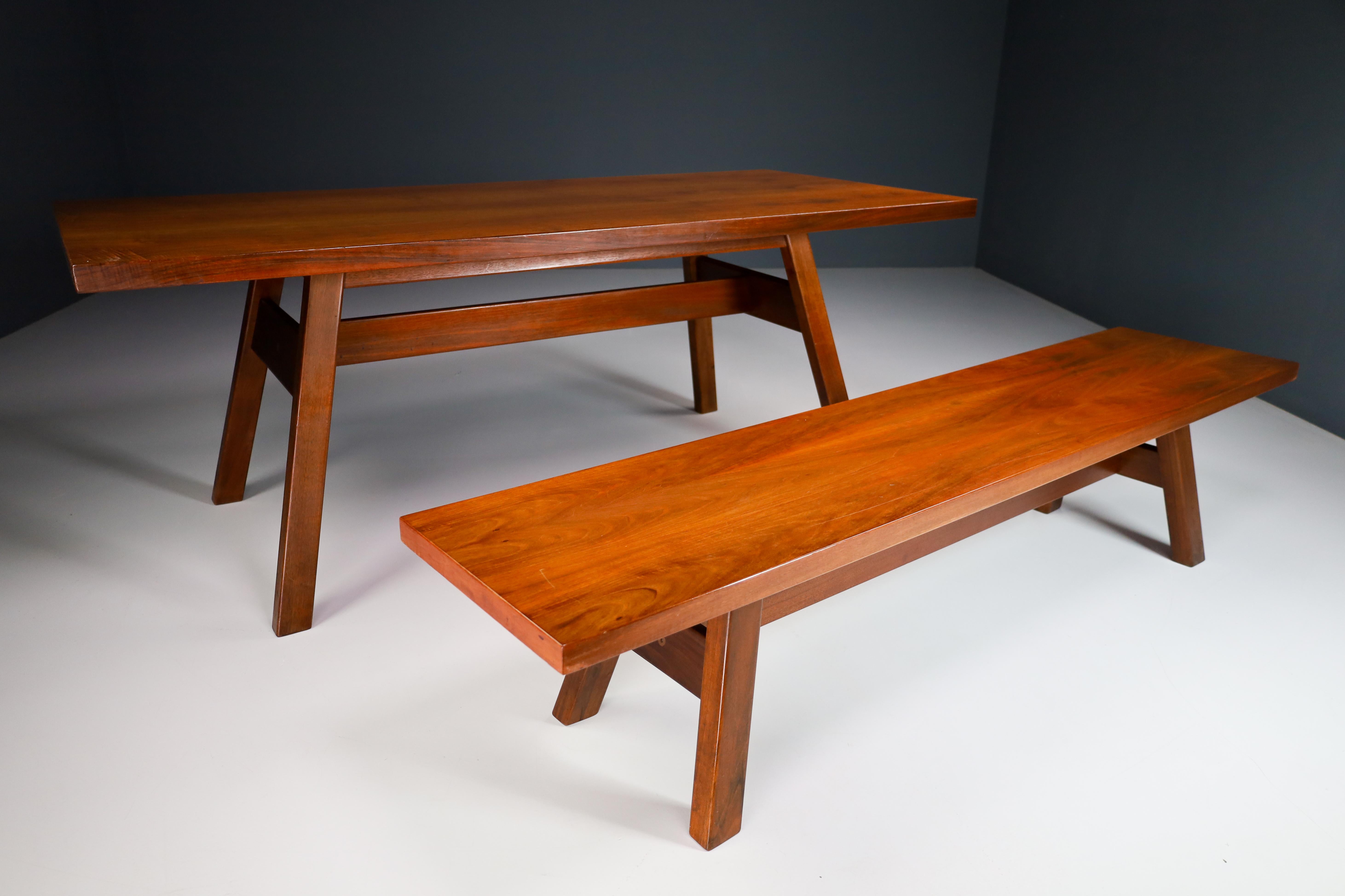 Giovanni Michelucci pour Poltronova, table et banc 'Torbecchia' en noyer. Bon état - En vente à Almelo, NL