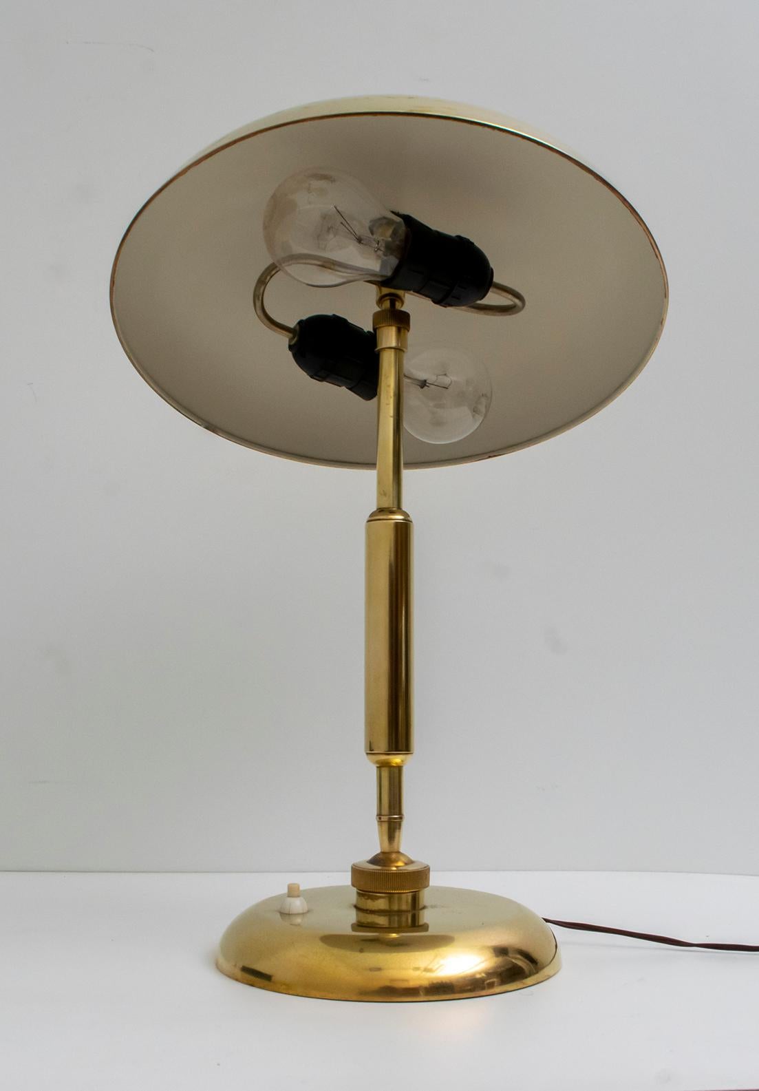 Mid-Century Modern Giovanni Michelucci Midcentury Italian Adjustable Brass Table Lamp 