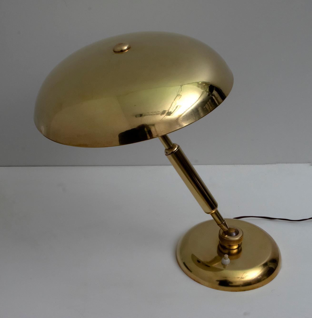 Giovanni Michelucci Midcentury Italian Adjustable Brass Table Lamp 