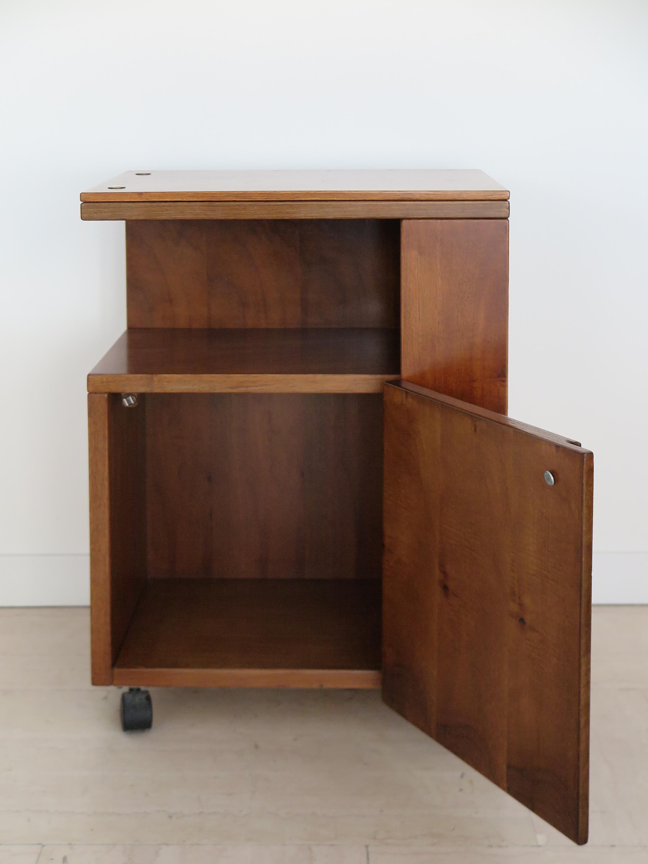Giovanni Michelucci Poltronova Italian Wood Bedside Tables Nithg Stands 1960s For Sale 1