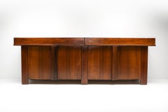 Giovanni Michelucci 'Torbecchia' Credenza in noce, Italia, anni '60