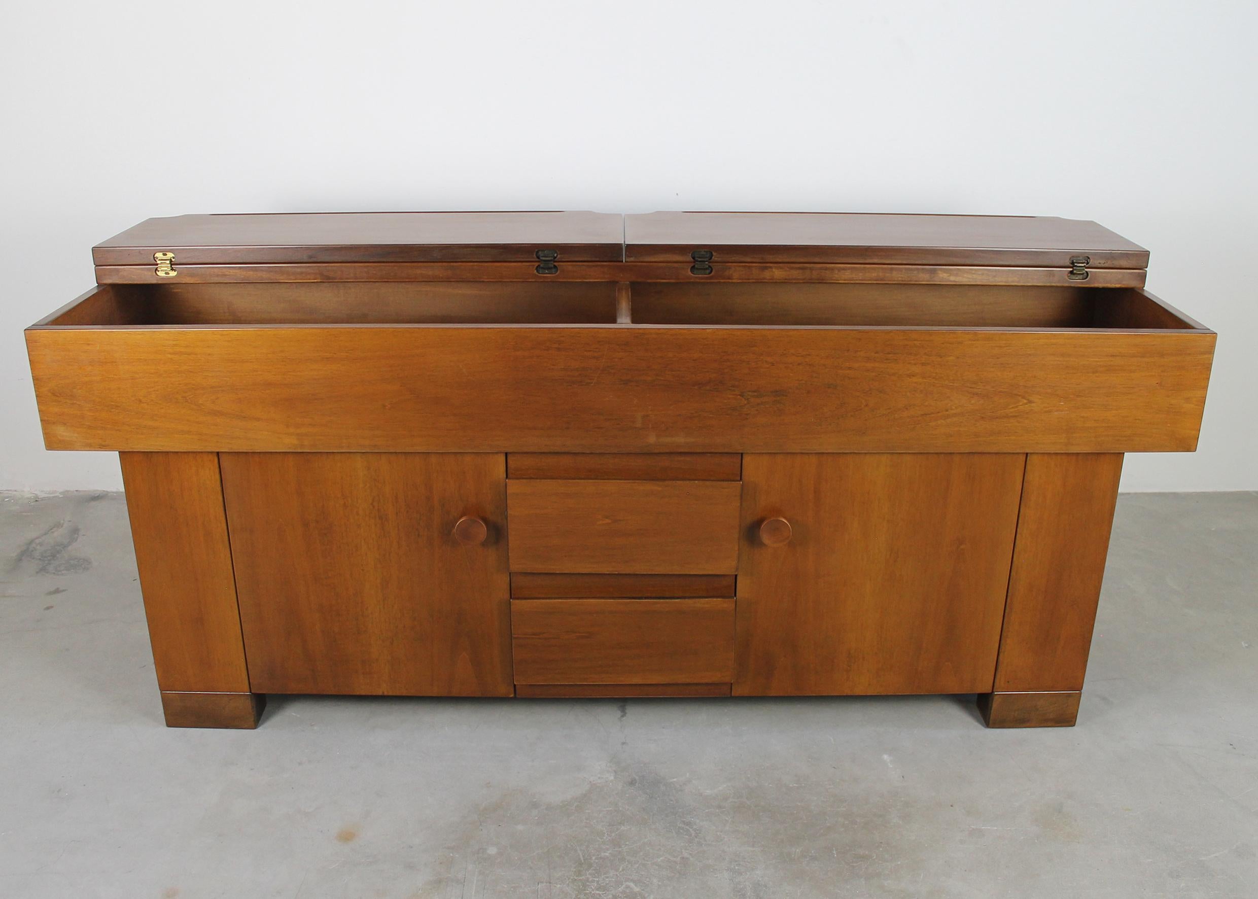 Giovanni Michelucci Torbecchia Sideboard in Walnut Wood by Poltronova 1964 Italy In Good Condition In Montecatini Terme, IT