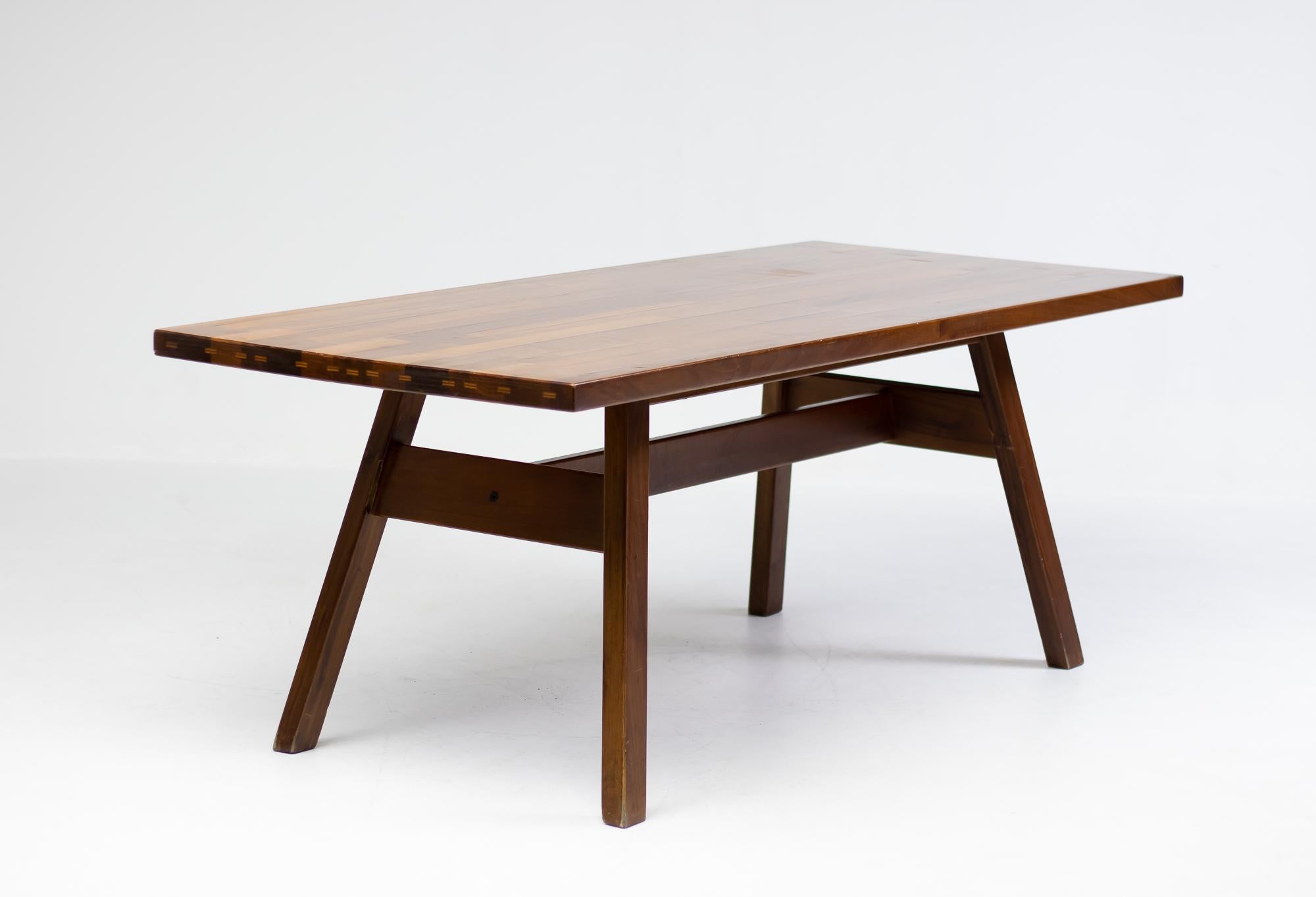 Giovanni Michelucci Torbecchia Solid Walnut Writing Table In Good Condition In Dronten, NL