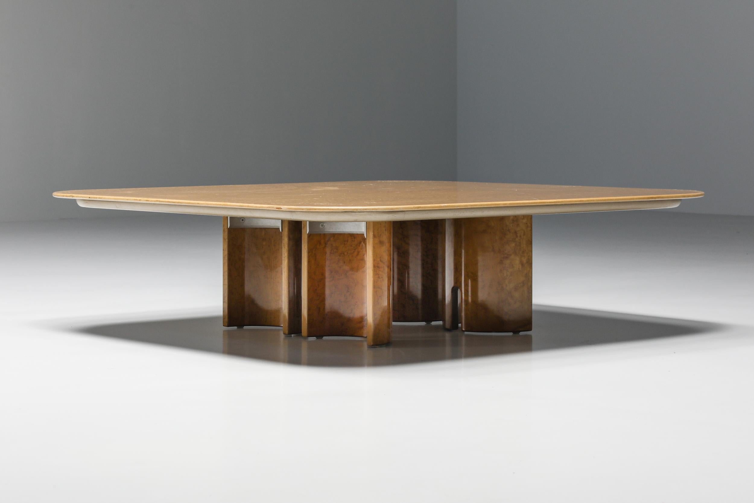 Late 20th Century Giovanni Offredi Burl Coffee Table for Saporiti, Italian Design, 1980's