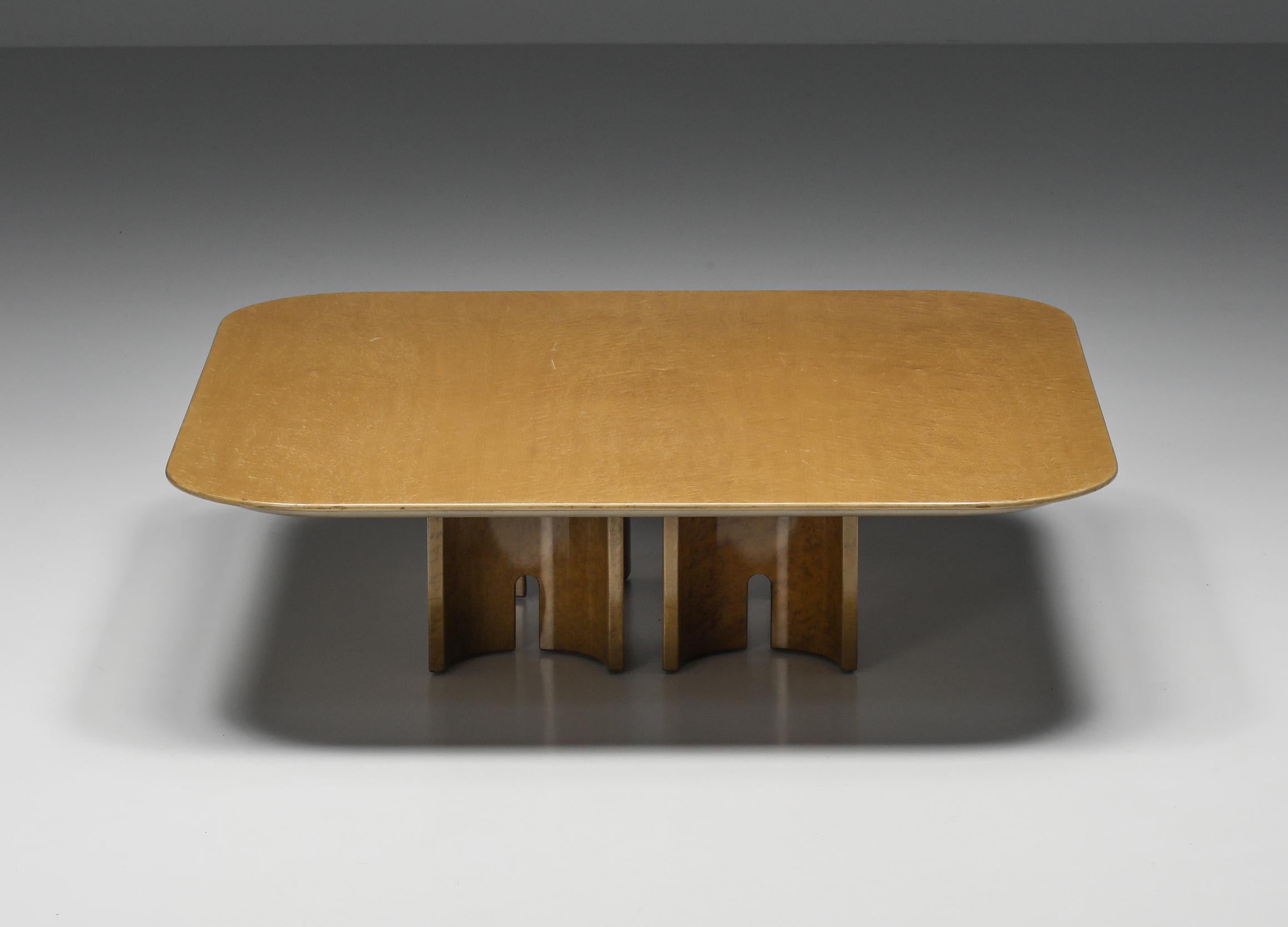 Birdseye Maple Giovanni Offredi Burl Coffee Table for Saporiti, Italian Design, 1980's