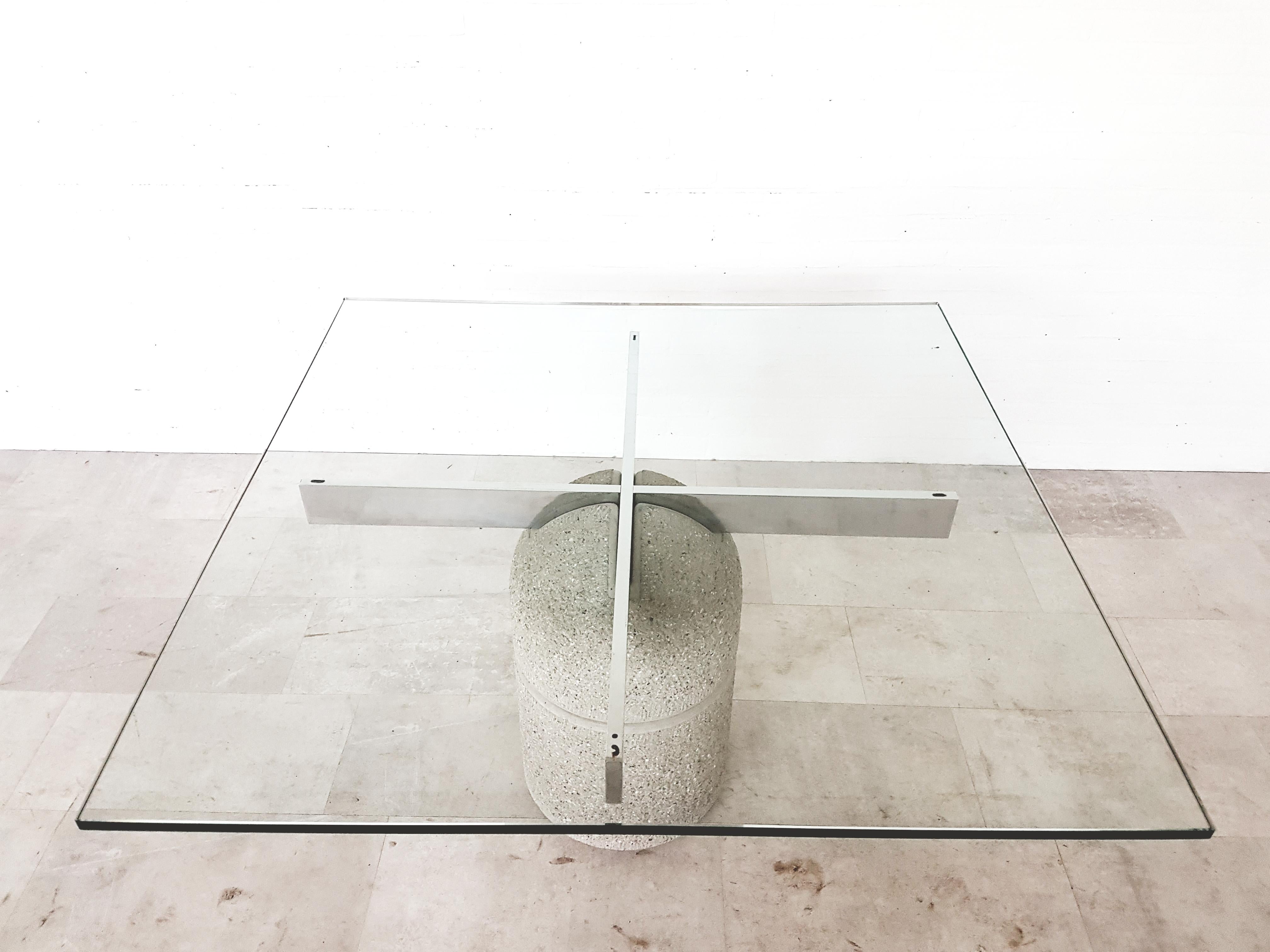 Postmodern “Paracarro” dining table designed by Giovanni Offredi for Saporiti, Italia. Pedestal base is concrete with iron finish cross beams with a glass top. Fantastic piece of Italian design.


 