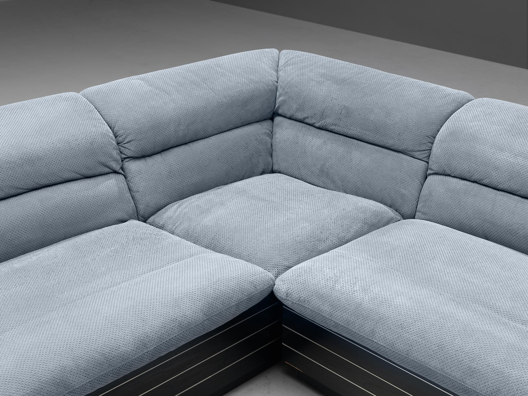Giovanni Offredi for Saporiti Corner Sofa in Light Blue Upholstery In Good Condition For Sale In Waalwijk, NL