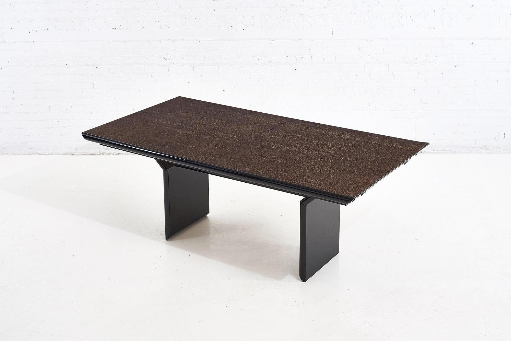 Giovanni Offredi for Saporiti Italia dining table. Black stained bird’s eye maple table top on black lacquer base.