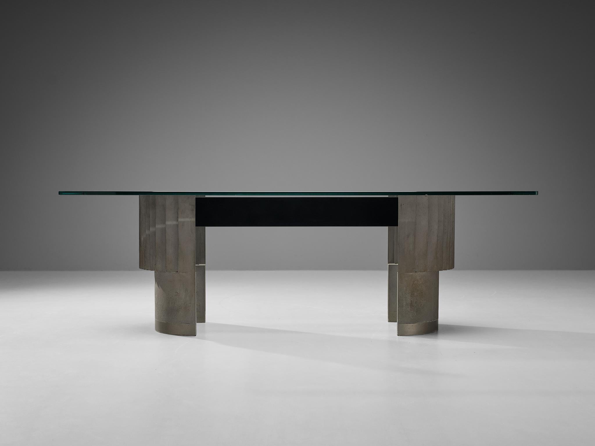 Italian Giovanni Offredi for Saporiti Dining Table with Sculptural Base  For Sale