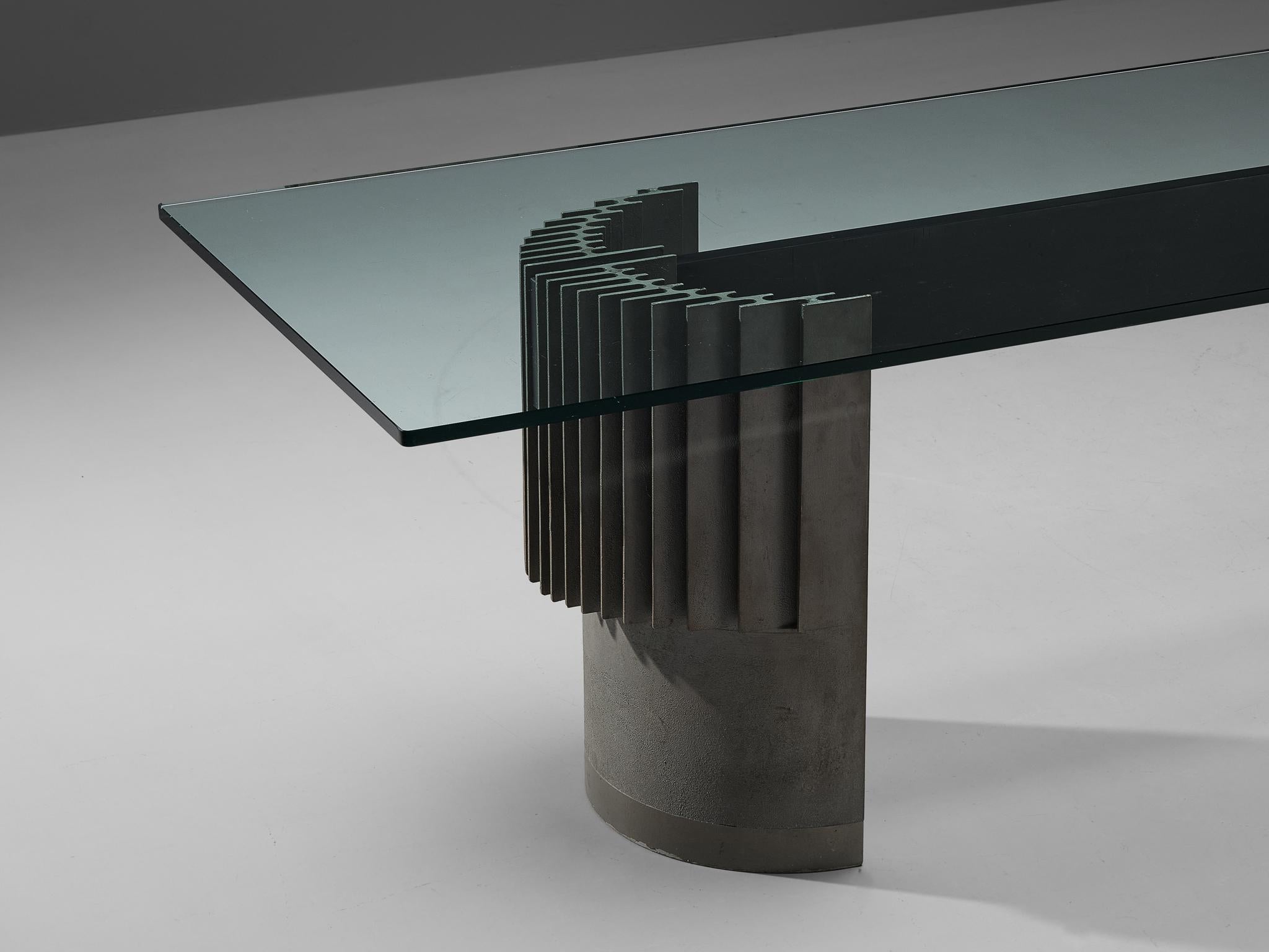 Giovanni Offredi for Saporiti Dining Table with Sculptural Base  In Good Condition For Sale In Waalwijk, NL