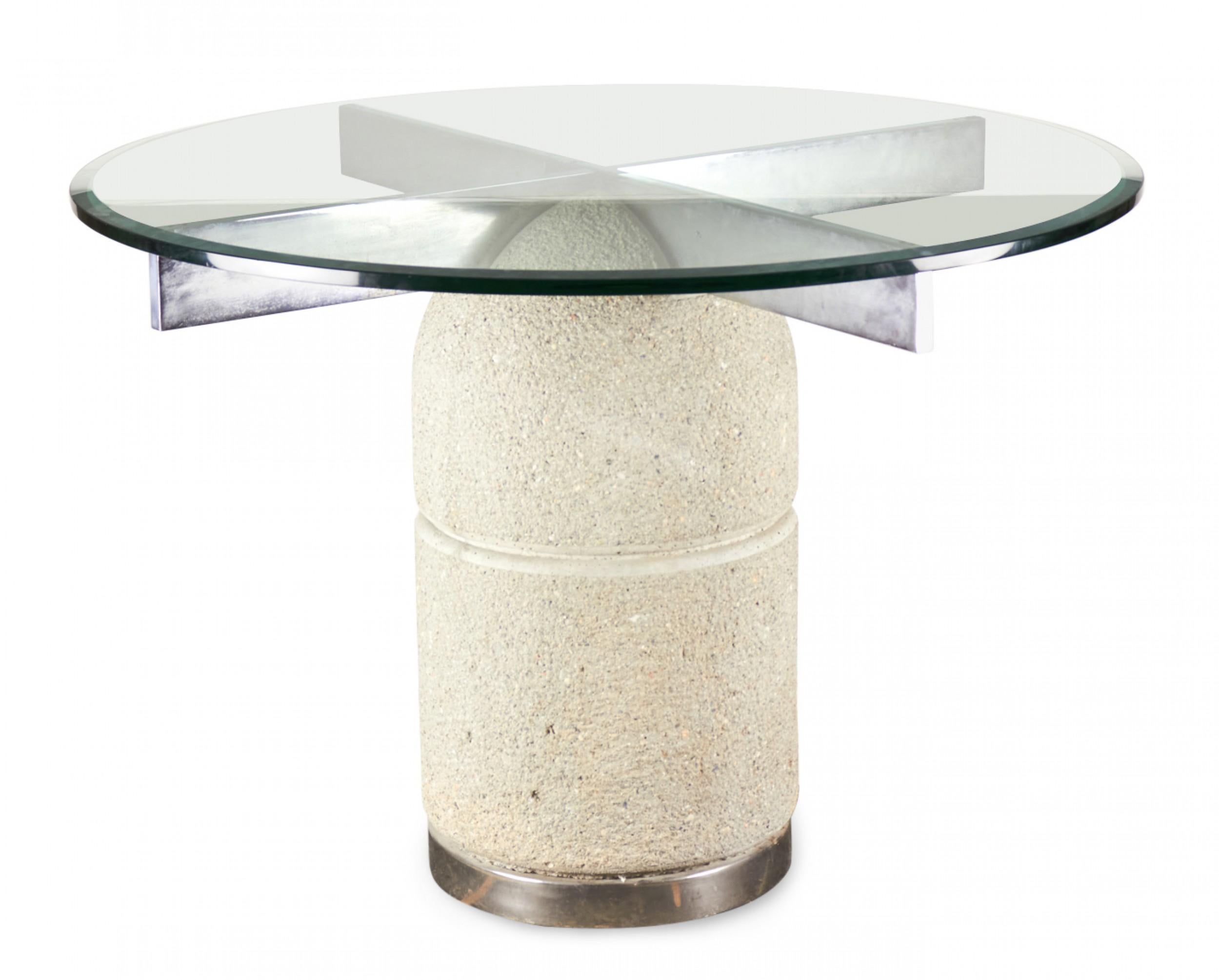 Giovanni Offredi for Saporiti Italian Texture Concrete and Glass Dining Table In Good Condition For Sale In New York, NY
