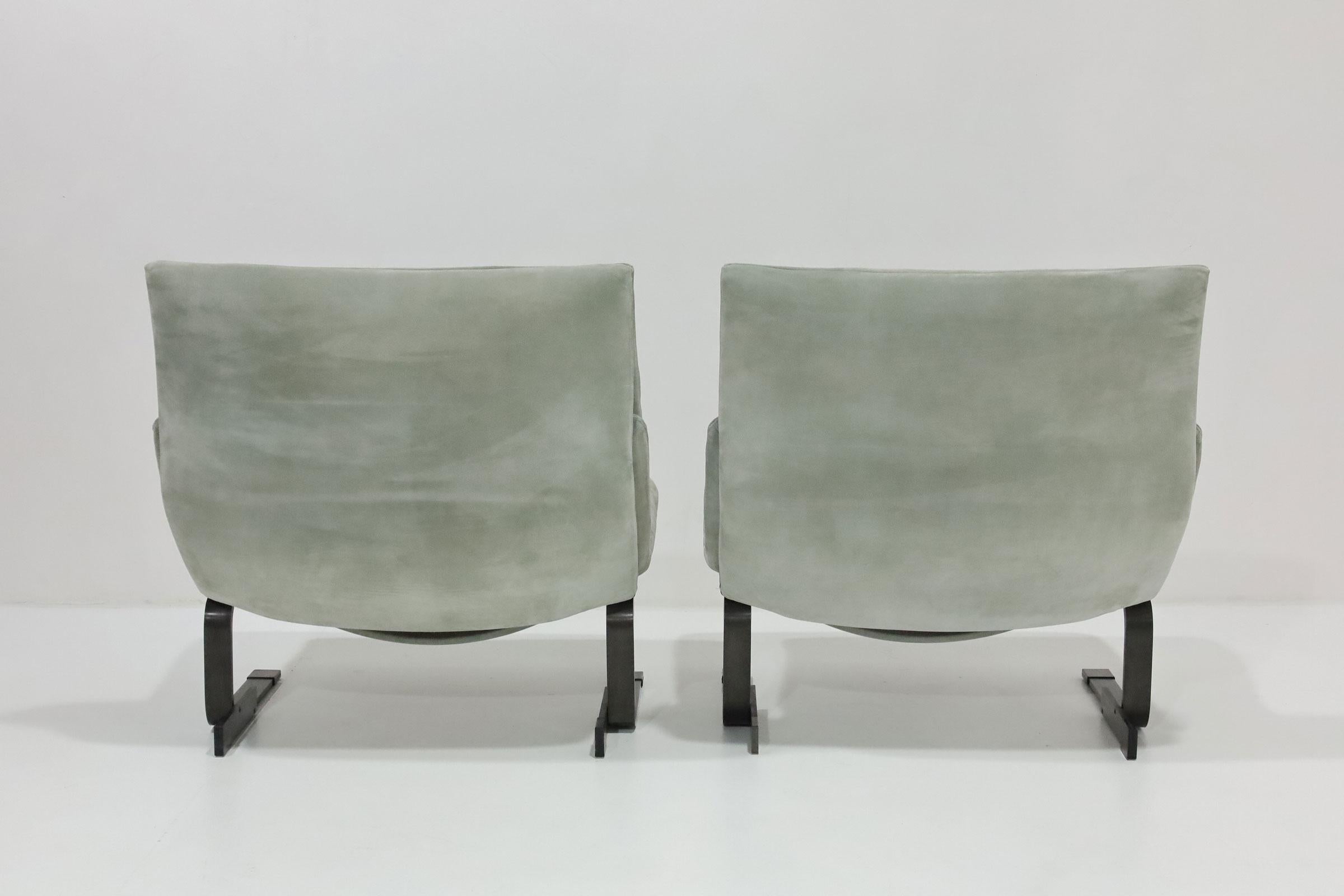 Mid-Century Modern Giovanni Offredi for Saporiti Onda Wave Chairs in Gray Suede and Bronze