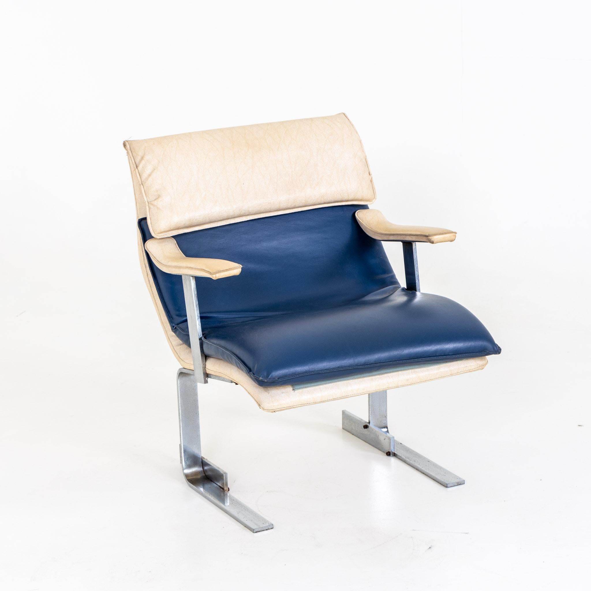 Late 20th Century Giovanni Offredi for Saporiti 'Onda Wave' Lounge Chairs, 1970s For Sale