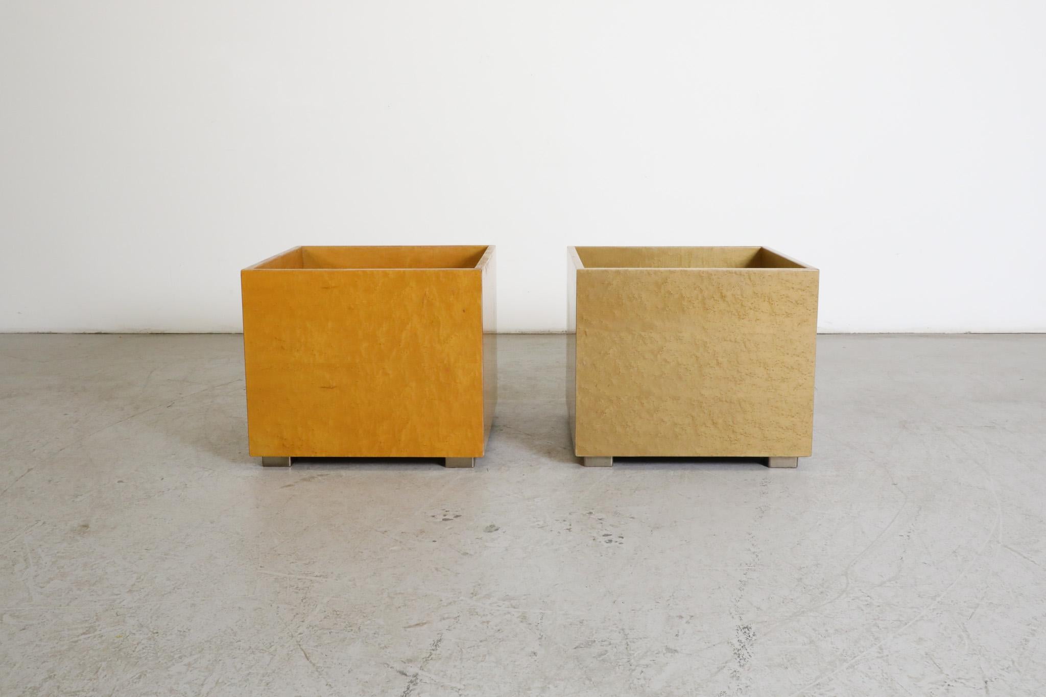 Two square high gloss bird's eye maple planters by prominent Italian furniture and product designer Giovanni Offredi and made by Italian furniture house Saporitii in the 1970s. These planters are stackable for a dramatic effect and have brushed