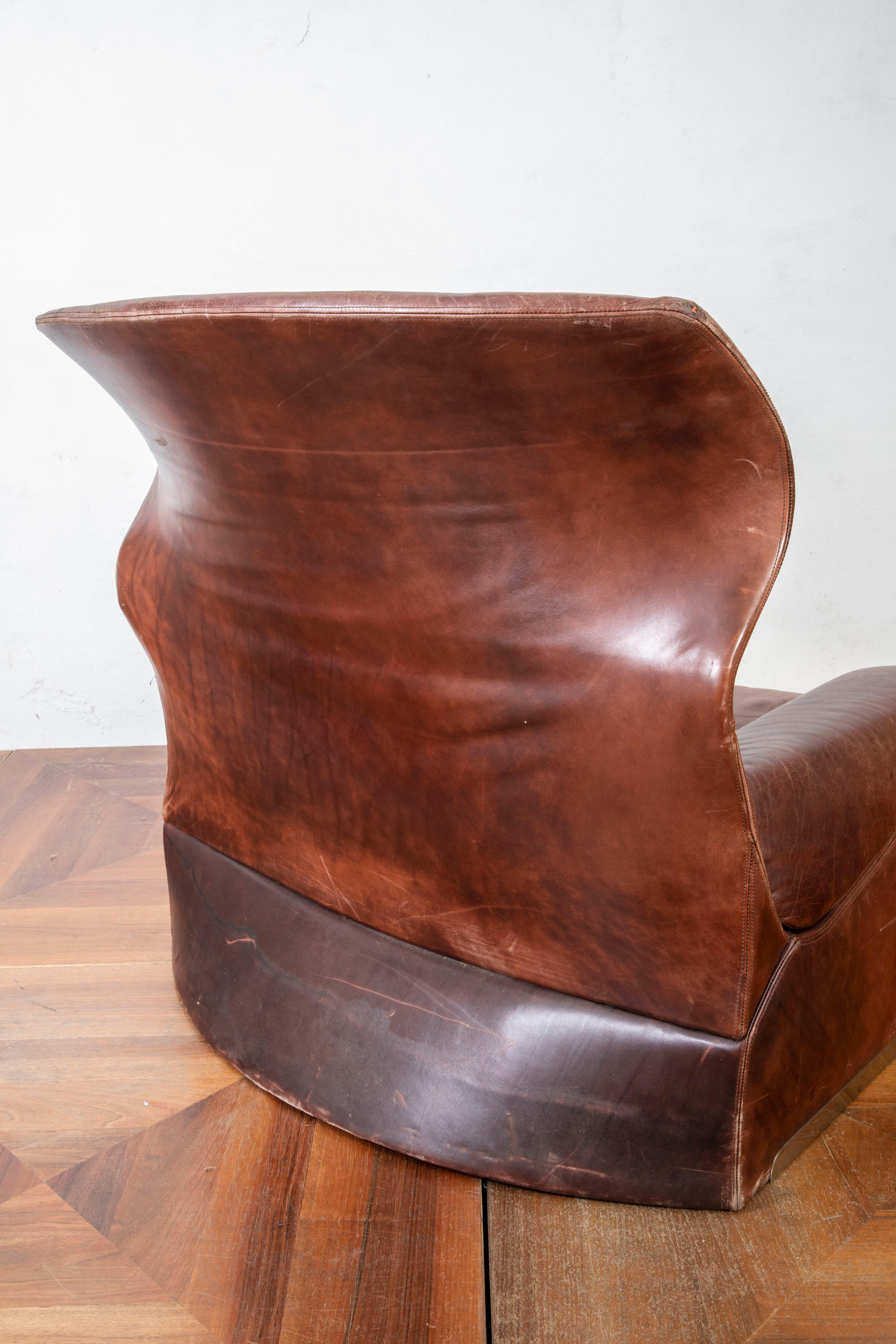 Giovanni Offredi Italian Cognac Leather Lounge Chair with Footstool for Saporiti In Good Condition For Sale In Firenze, IT