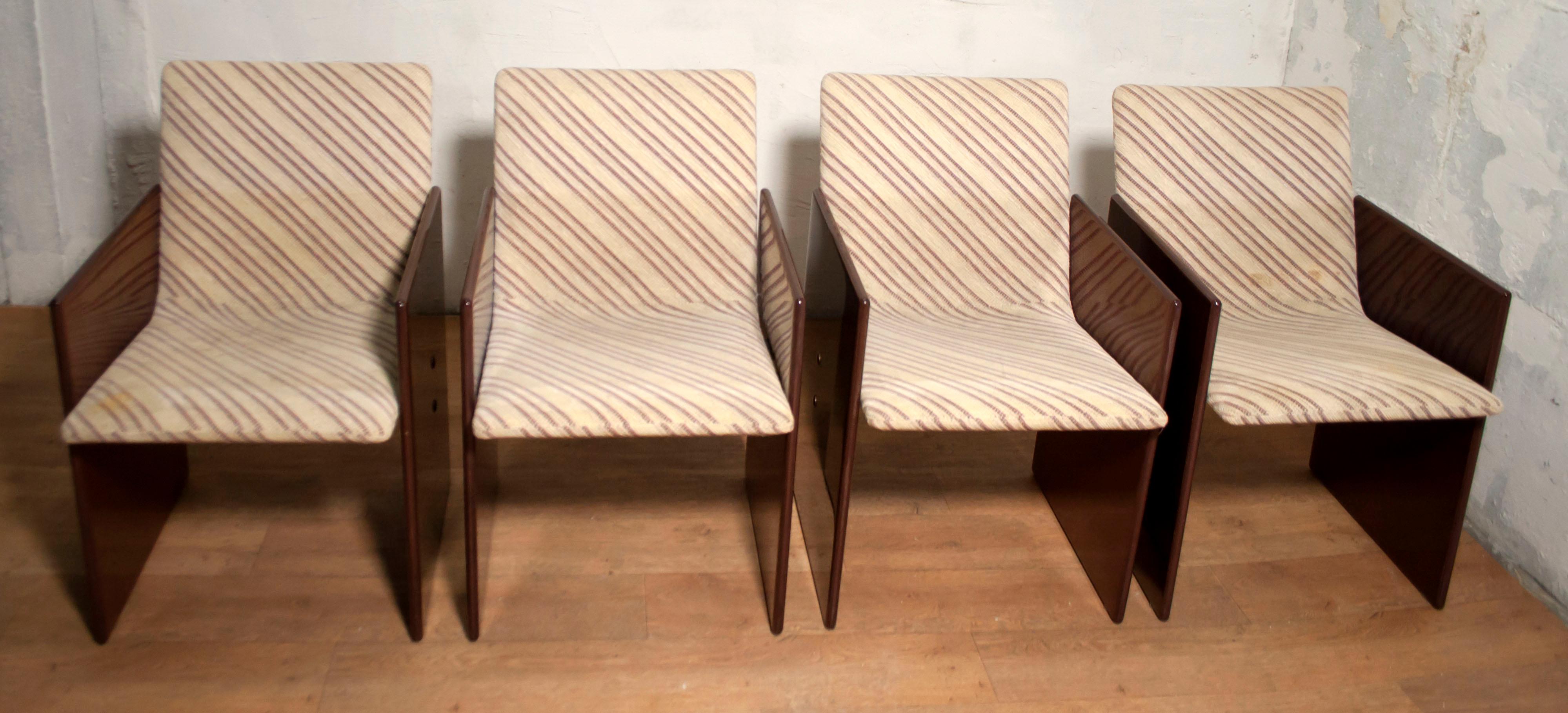 These vintage chairs from the 70s were designed by Giovannioffredi for Saporiti Italia, and are made of maple burl, the upholstery is in Missoni fabric but it is damaged, a new upholstery is recommended.

The 1970s and 1980s
Saporiti Italia begins a