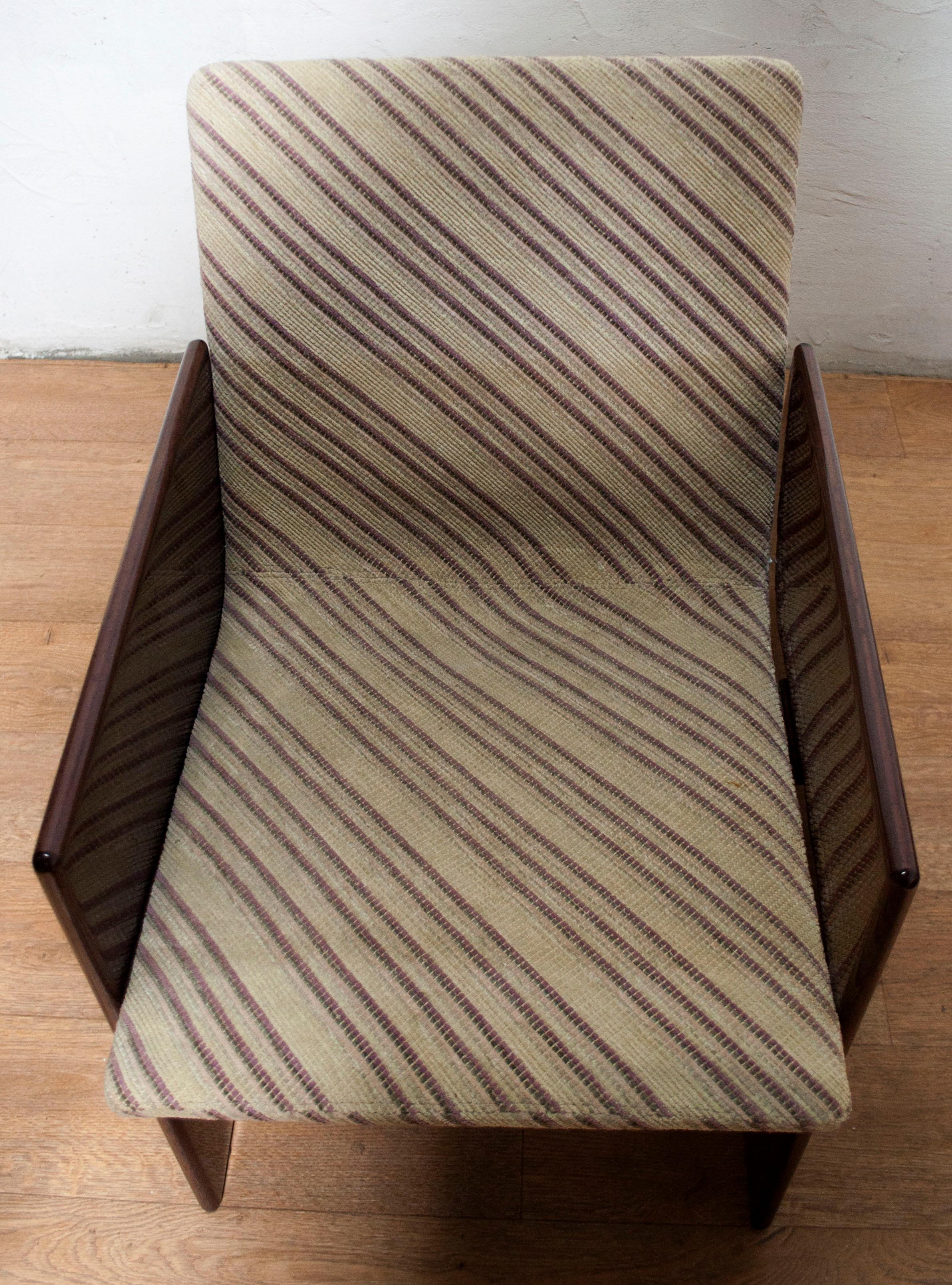 Giovanni Offredi Italian Dining Chairs Missoni Fabric by Saporiti 1970 Walnut 1