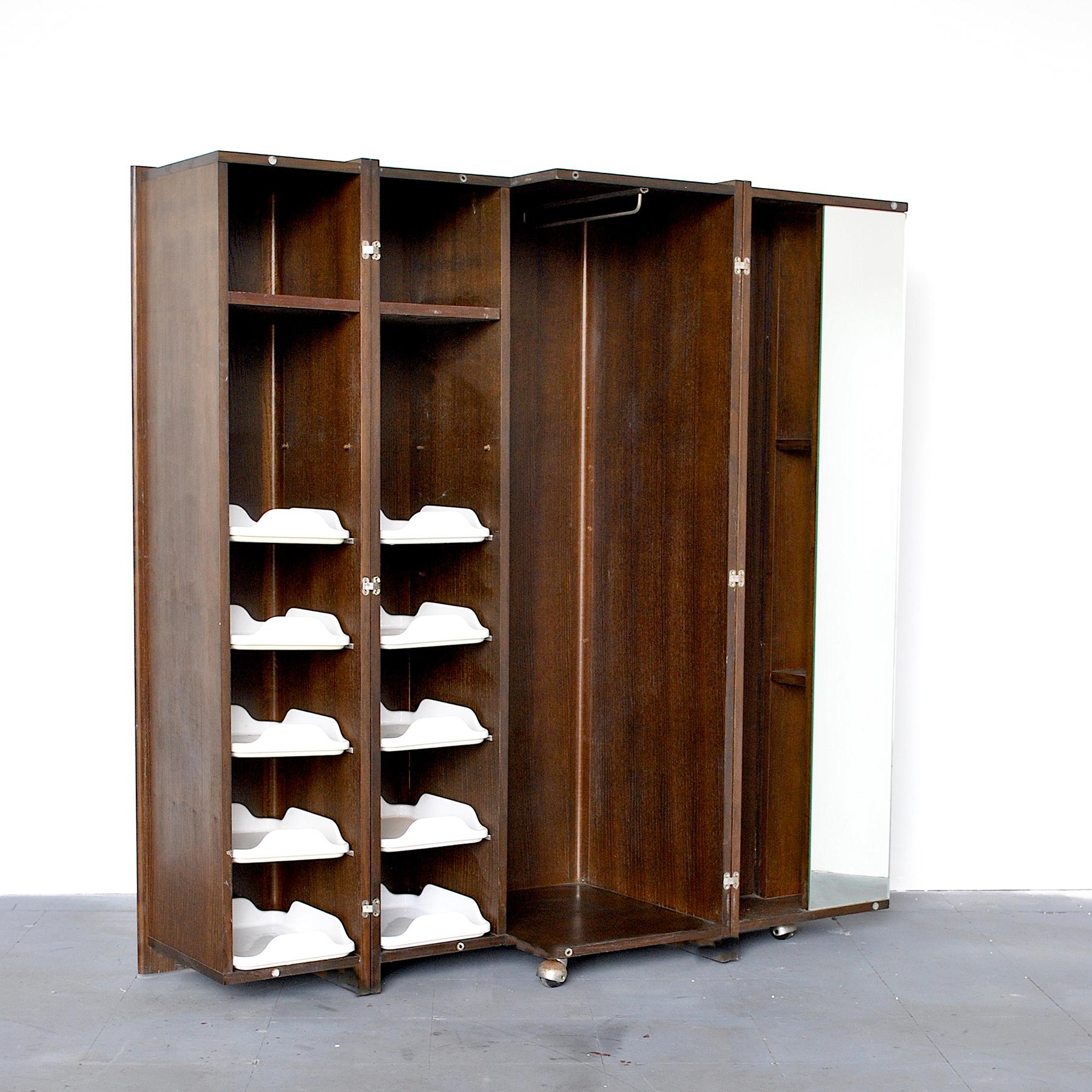 Giovanni Offredi Italian Mid Century Wardrobes 70's 5