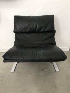Giovanni Offredi “Onda” Postmodern Wave Lounge Chair for Saporiti