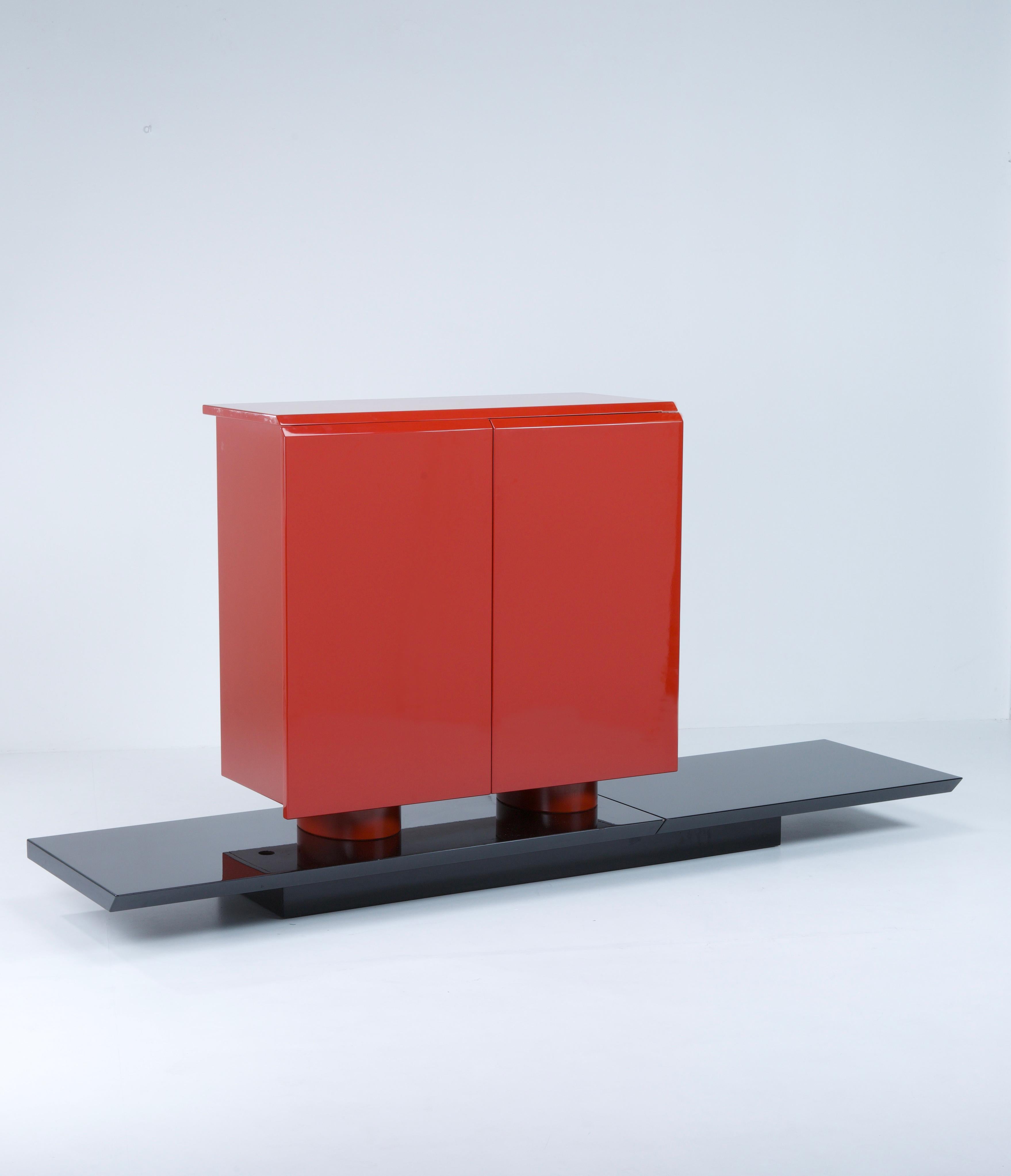 Giovanni Offredi Stunning furniture mod. Lenox for Saporiti Italian Design 1970s In Good Condition For Sale In Milan, IT