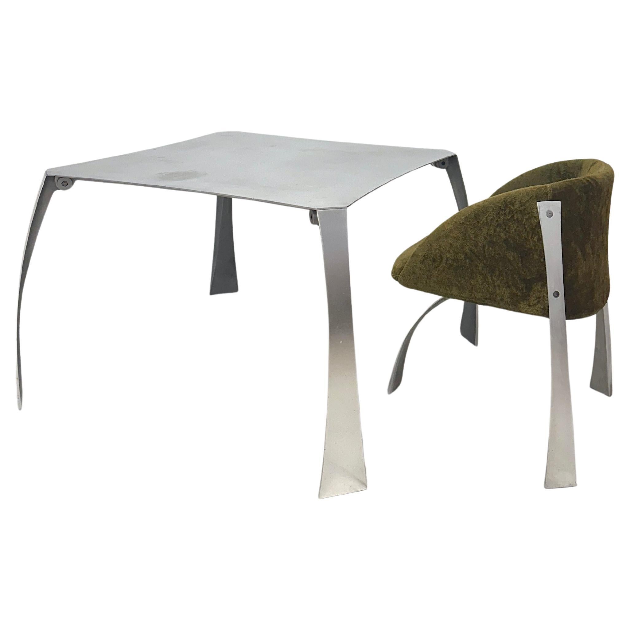 Giovanni Offredi, Tavolo chiudibile mod. P80 con poltroncina, prod. Saporiti '73