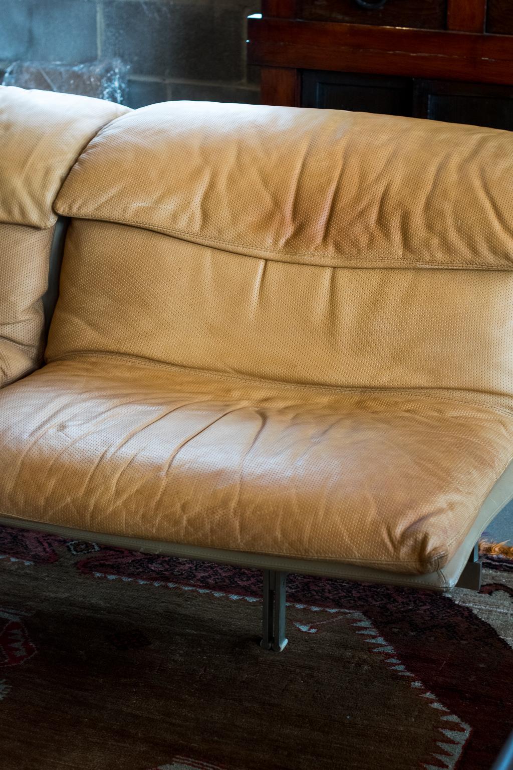 Italian Giovanni Offredi 'Wave' Leather Sofa by Saporiti, Italy