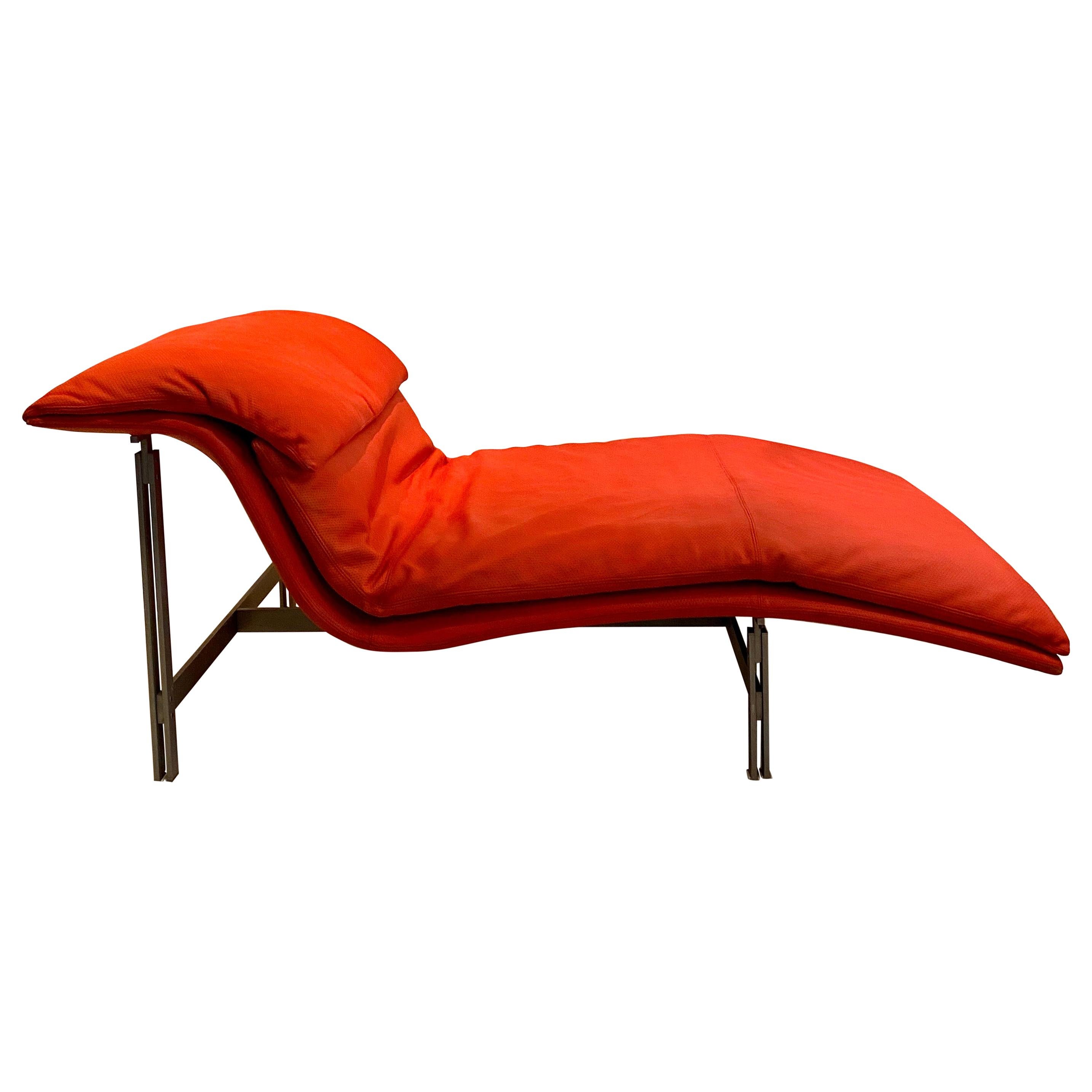 Giovanni Offredi “Wave” Lounge Chair for Saporiti, 1974