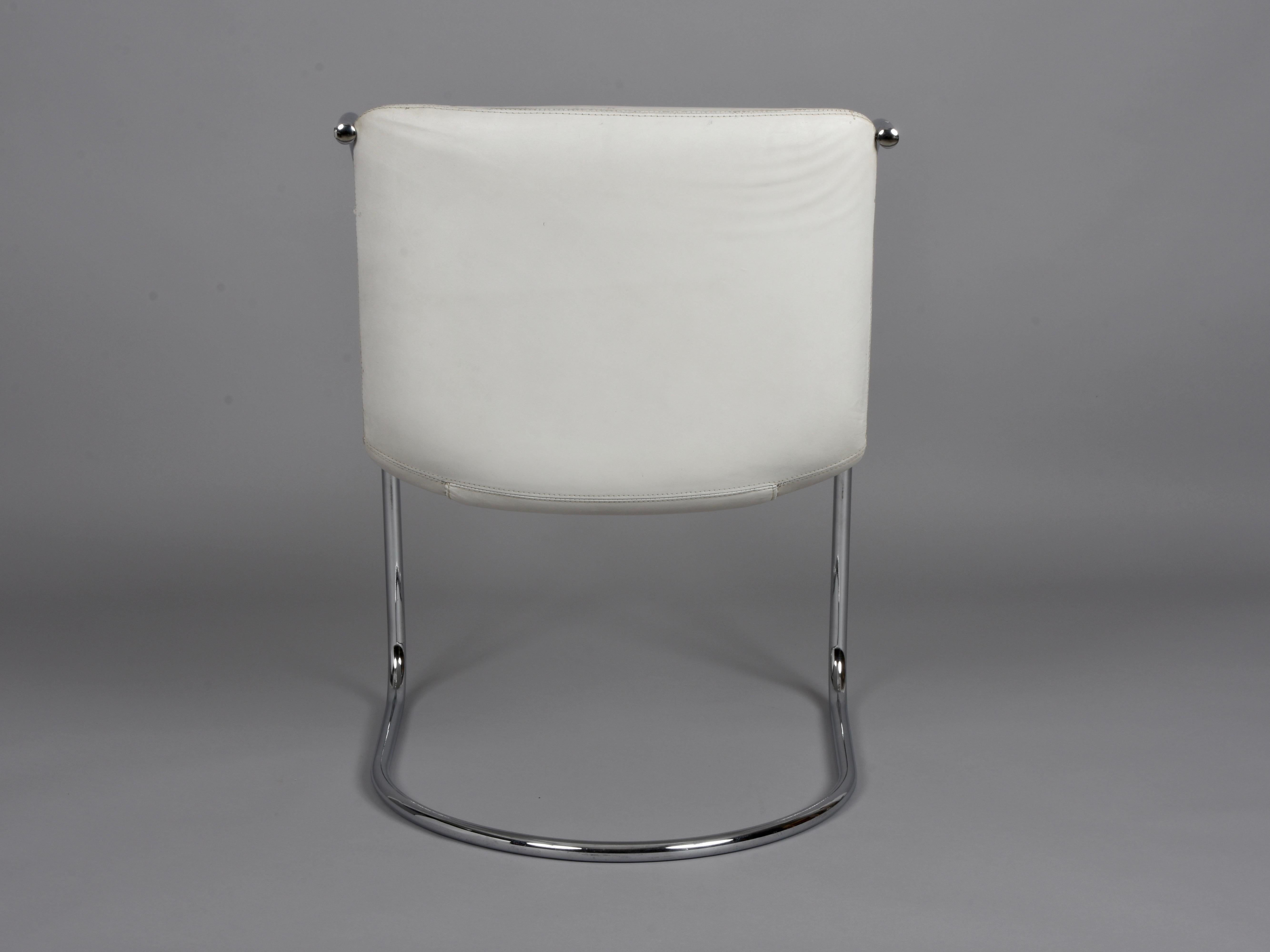 Giovanni Offredi Weiße „Lens“-Stühle aus Leder und Stahl für Saporiti, Italien, 1968 im Angebot 8