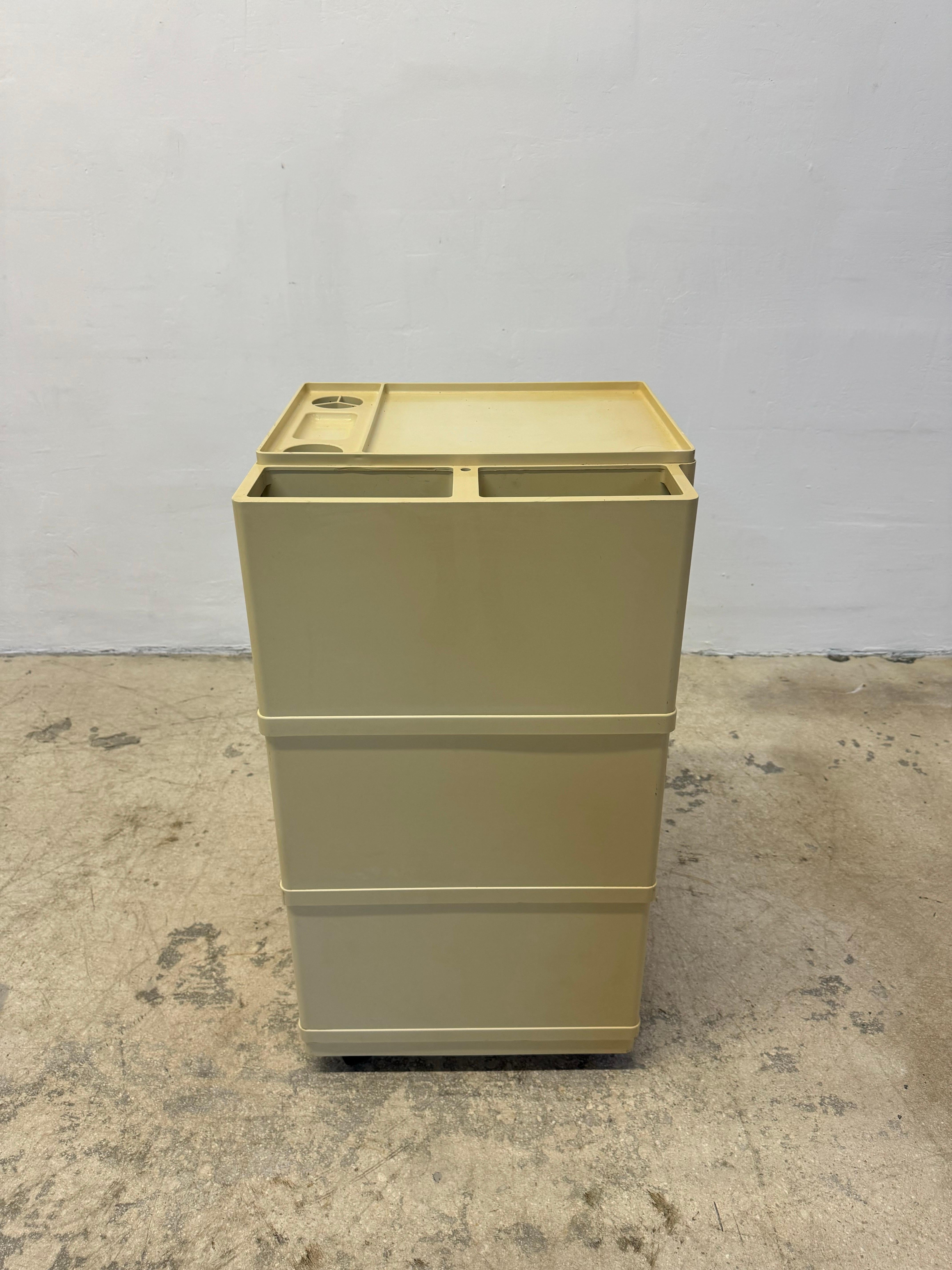 Giovanni Pelis Artist’s Trolley for Stile Neolt, 1960s In Good Condition In Miami, FL
