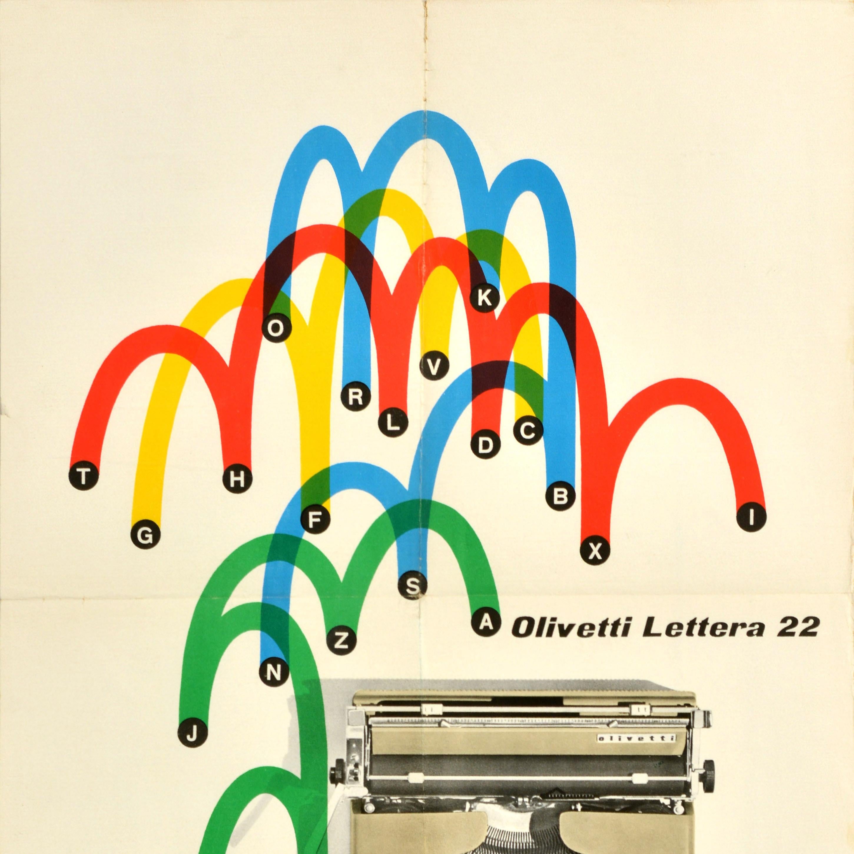 Affiche publicitaire d'origine Olivetti Lettera 22 Typewriter Alphabet Art - Blanc Print par Giovanni Pintori